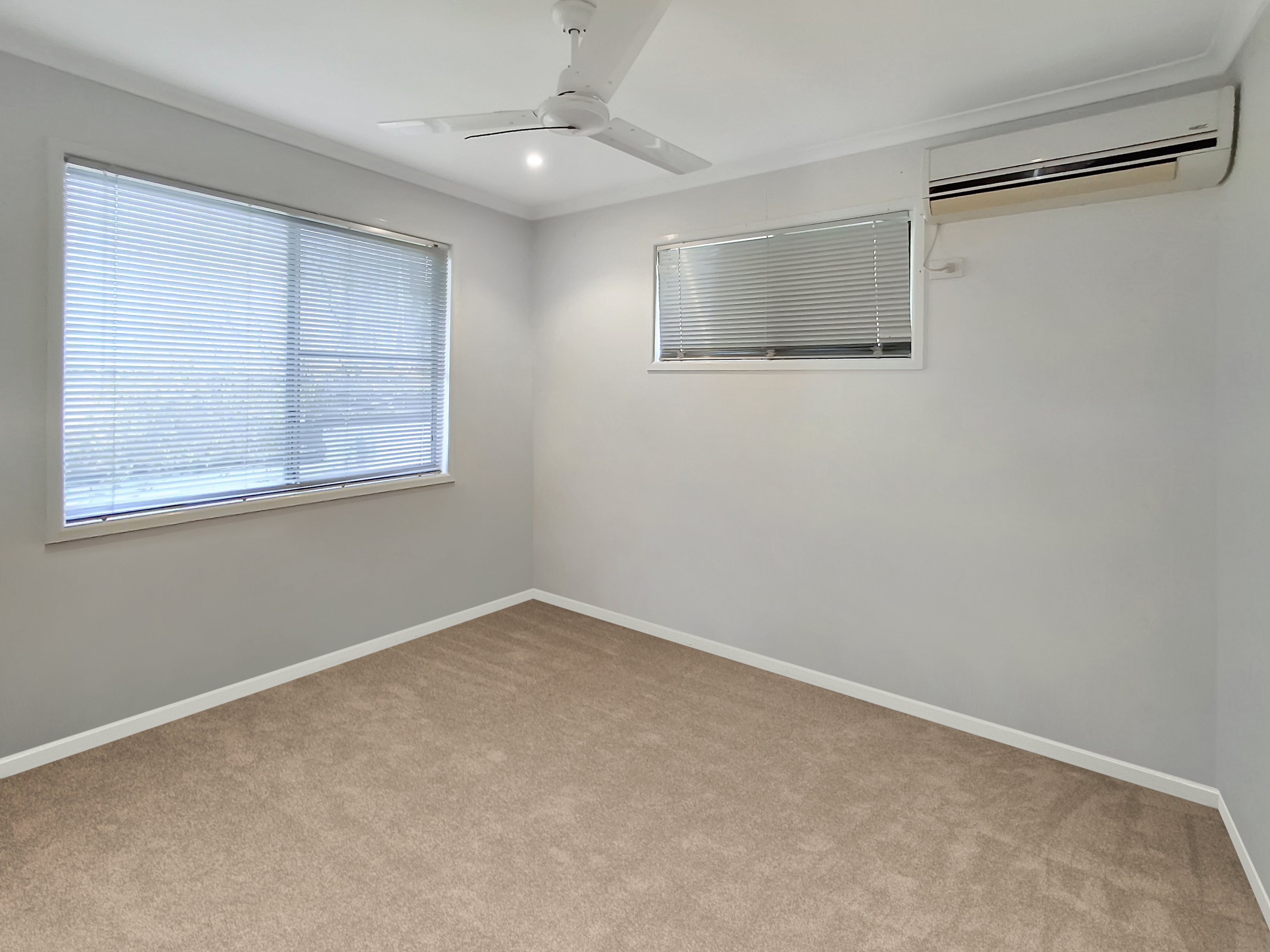 15 MCCREADY STREET, Rural View QLD 4740 - Image 9