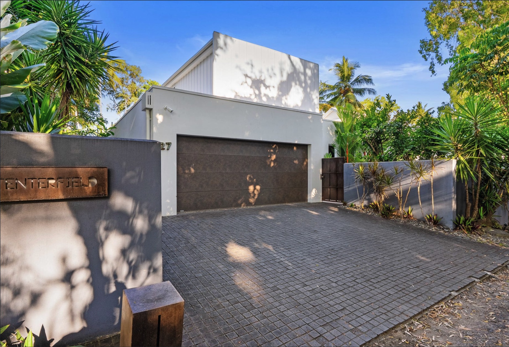 4-bedroom house at 27 Oak Street, Oak Beach, QLD 4877, Douglas, Queensland