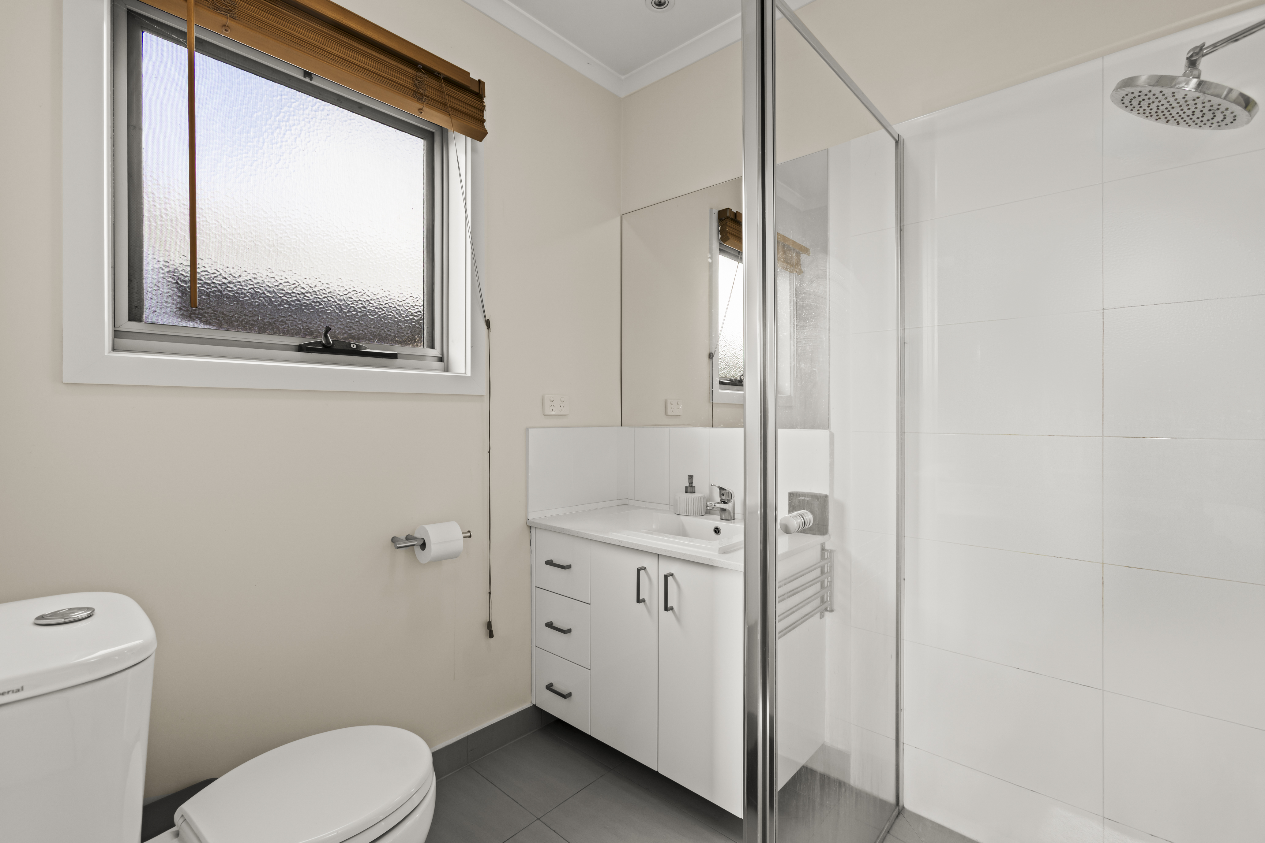2 Alkoomi Avenue, Hamlyn Heights, VIC 3215 - Image 9