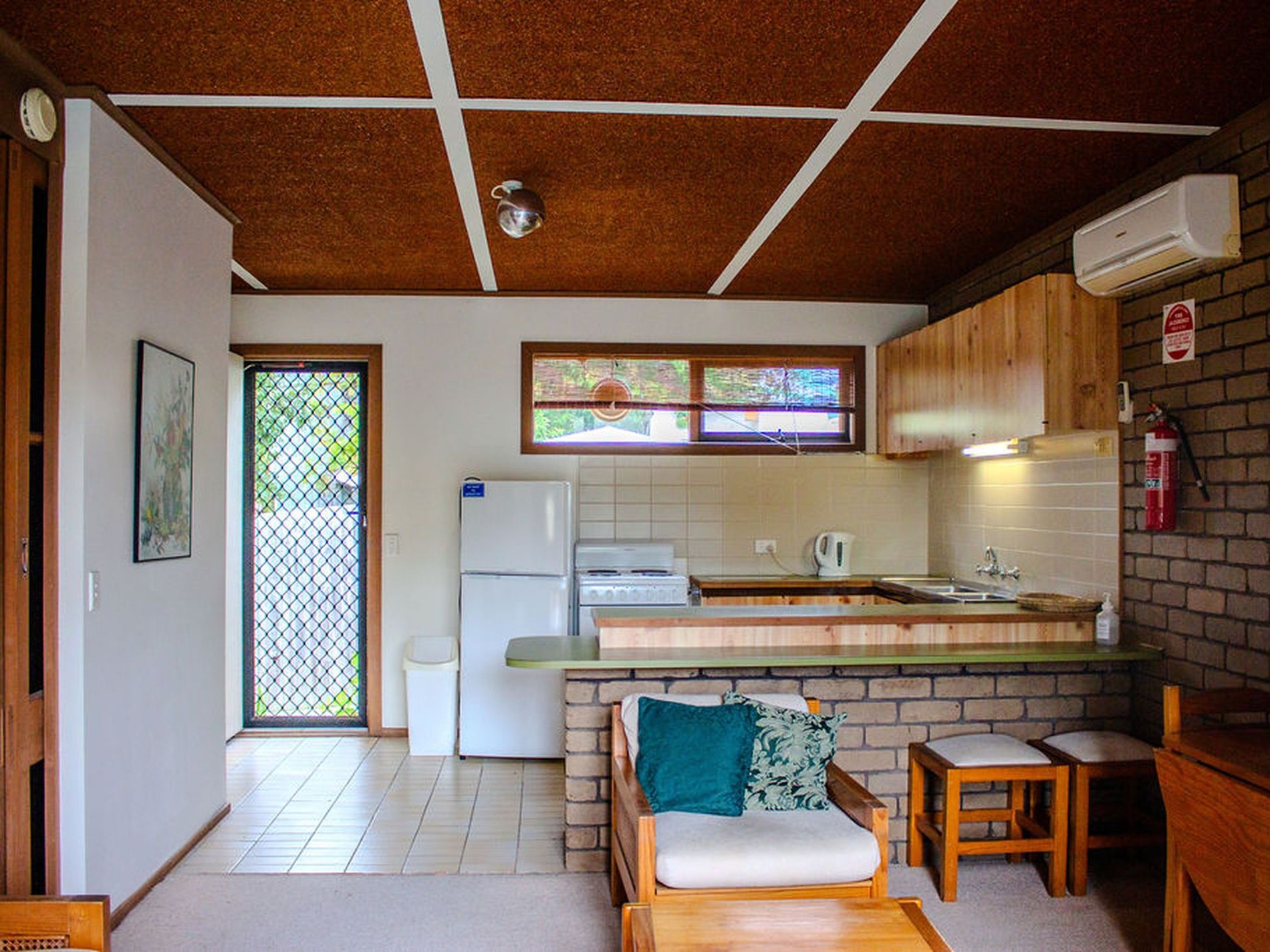 1-bedroom unit at 5 6-8 BUCKLAND DRIVE, MALLACOOTA VIC 3892, East Gippsland, Victoria