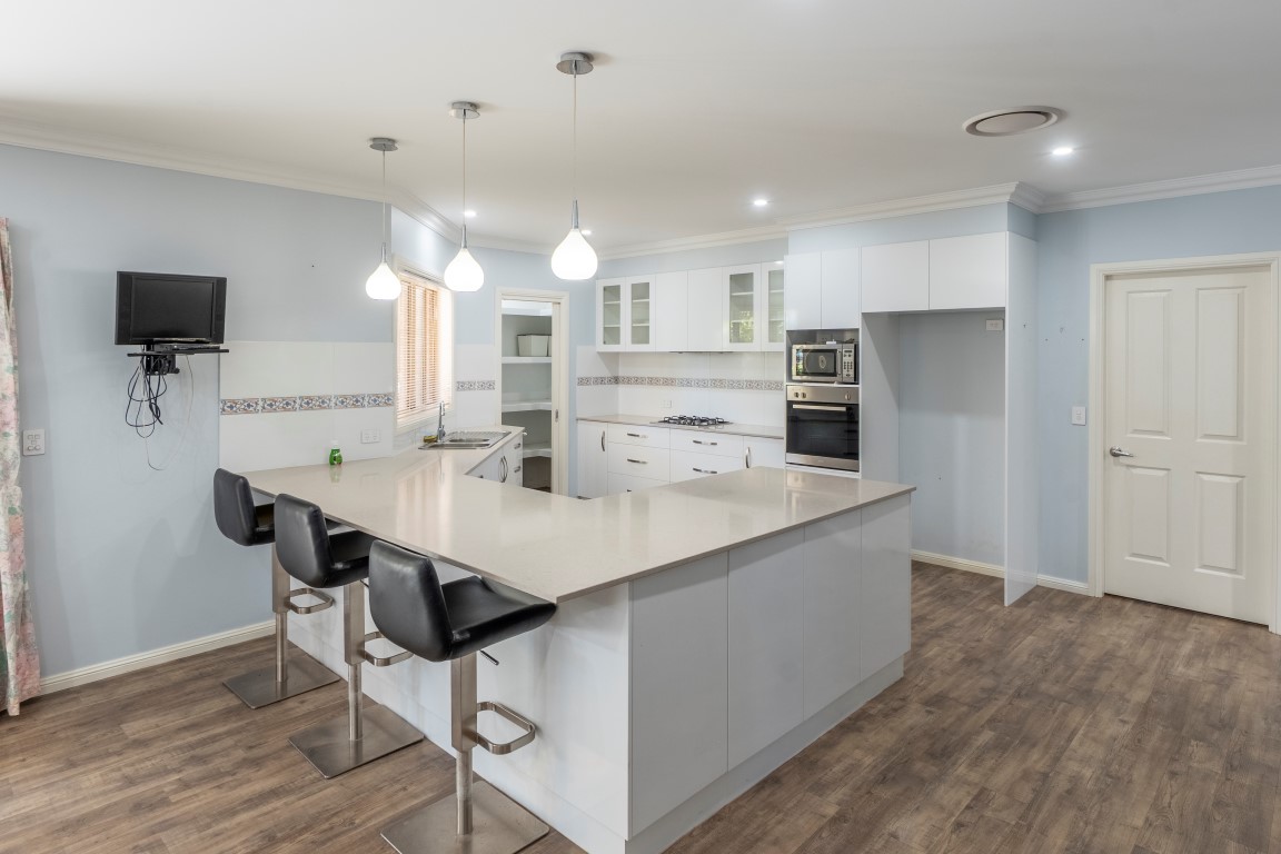 17 Deutcher Street, Temora, Nsw, 2666 - Image 4