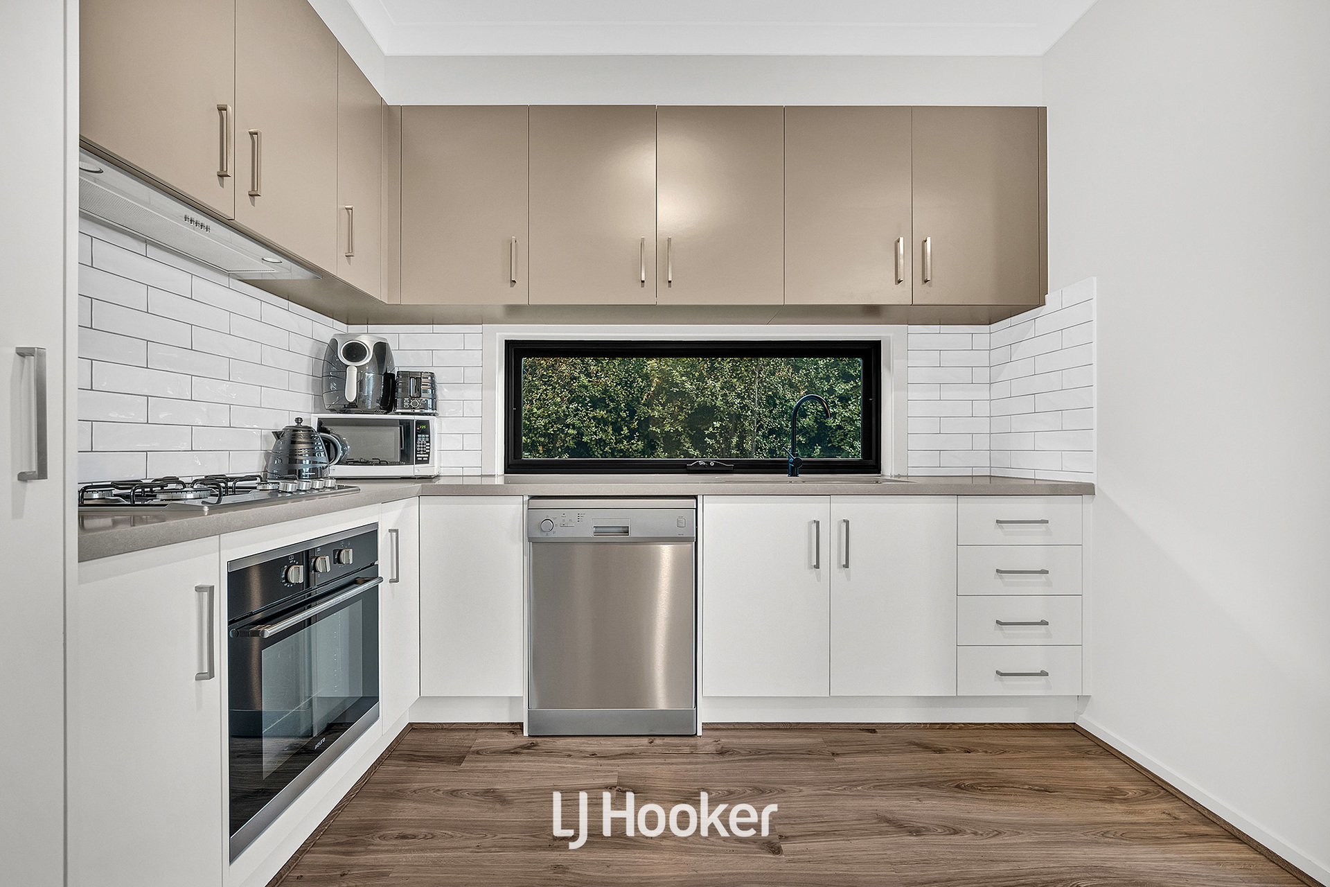 2-bedroom unit at 2/69 Somerville Road, Hampton Park, VIC 3976, , Victoria