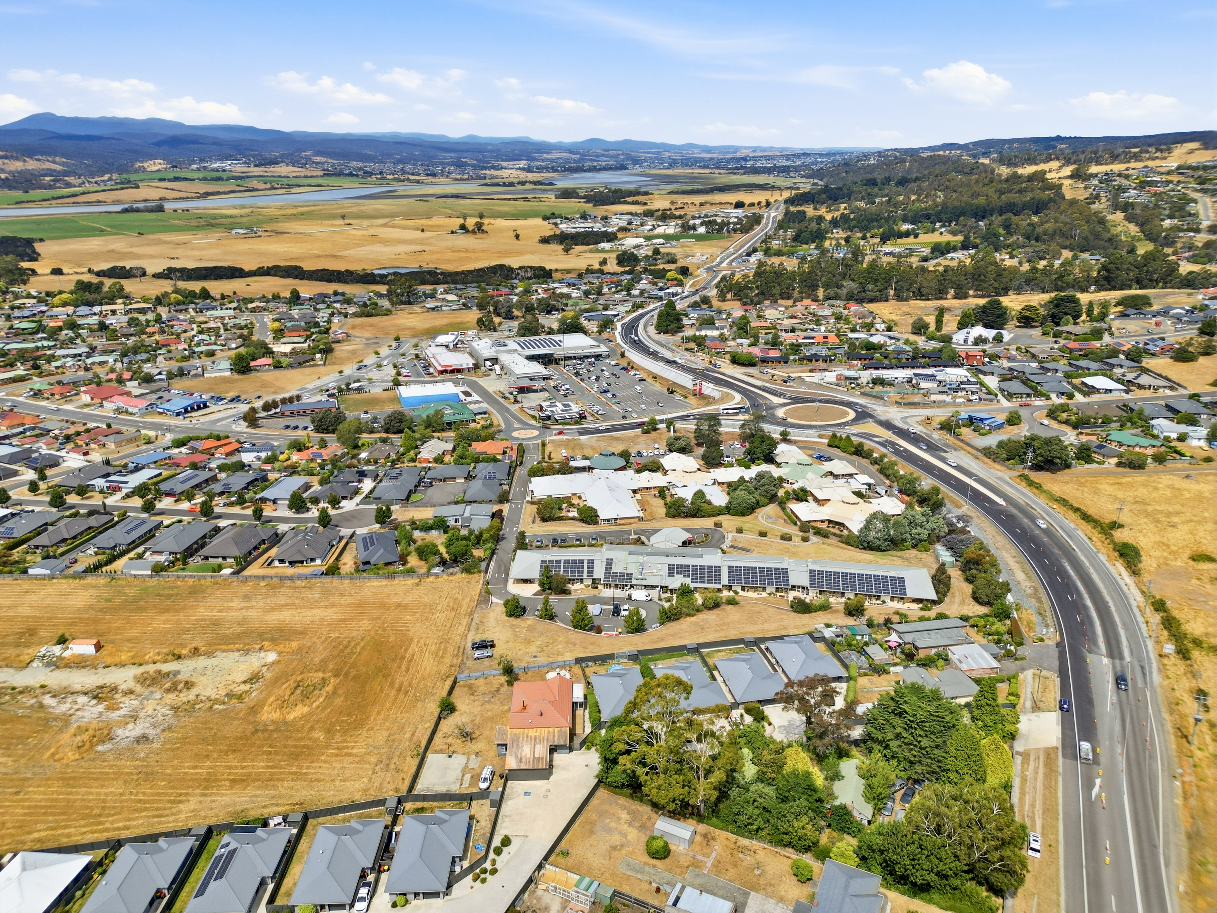 4-bedroom house at 13 654 WEST TAMAR HIGHWAY, LEGANA TAS 7277, West Tamar, Tasmania