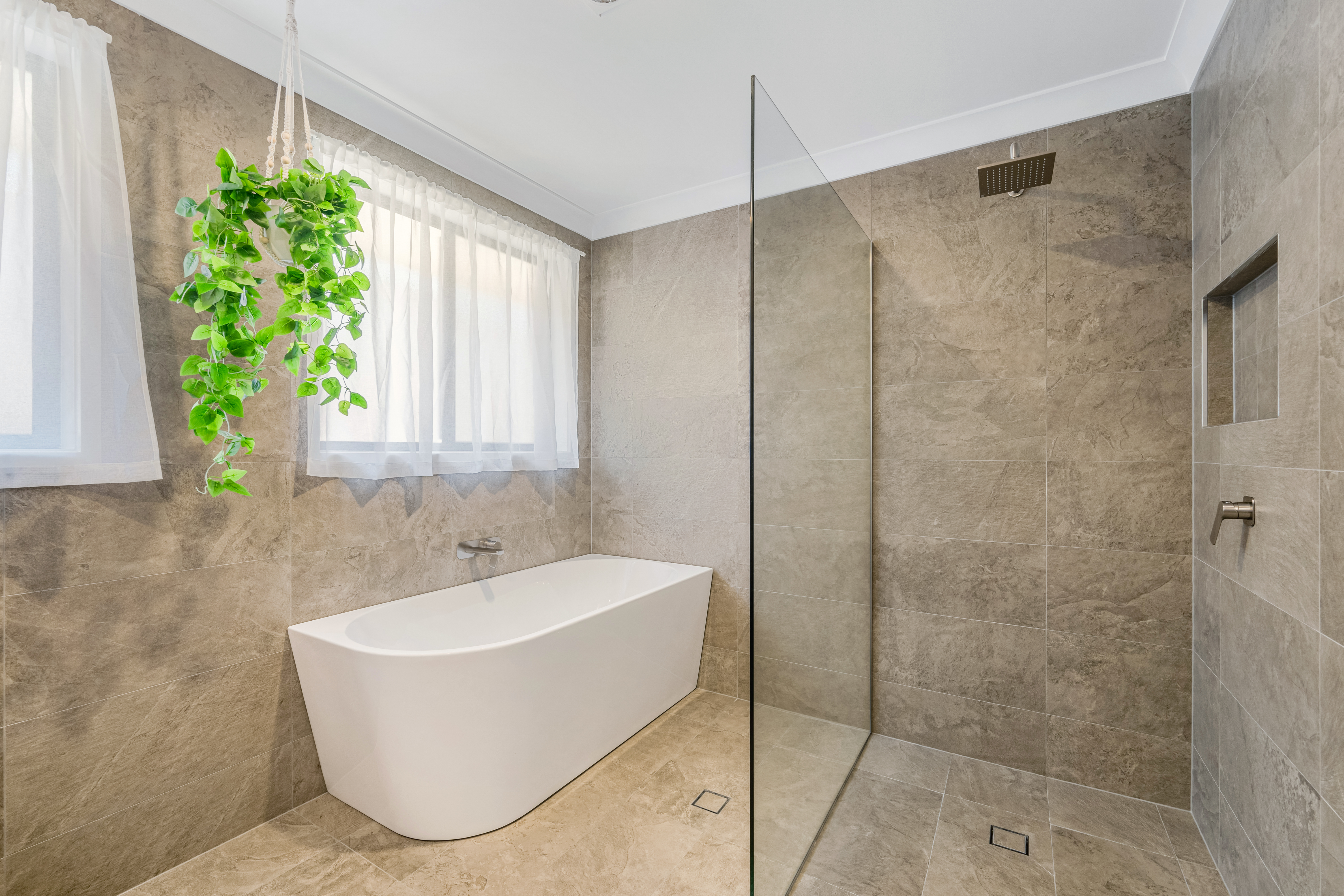 5-bedroom house at 33 Scarborough Way, Dunbogan, Nsw, 2443, Port Macquarie-Hastings, New South Wales