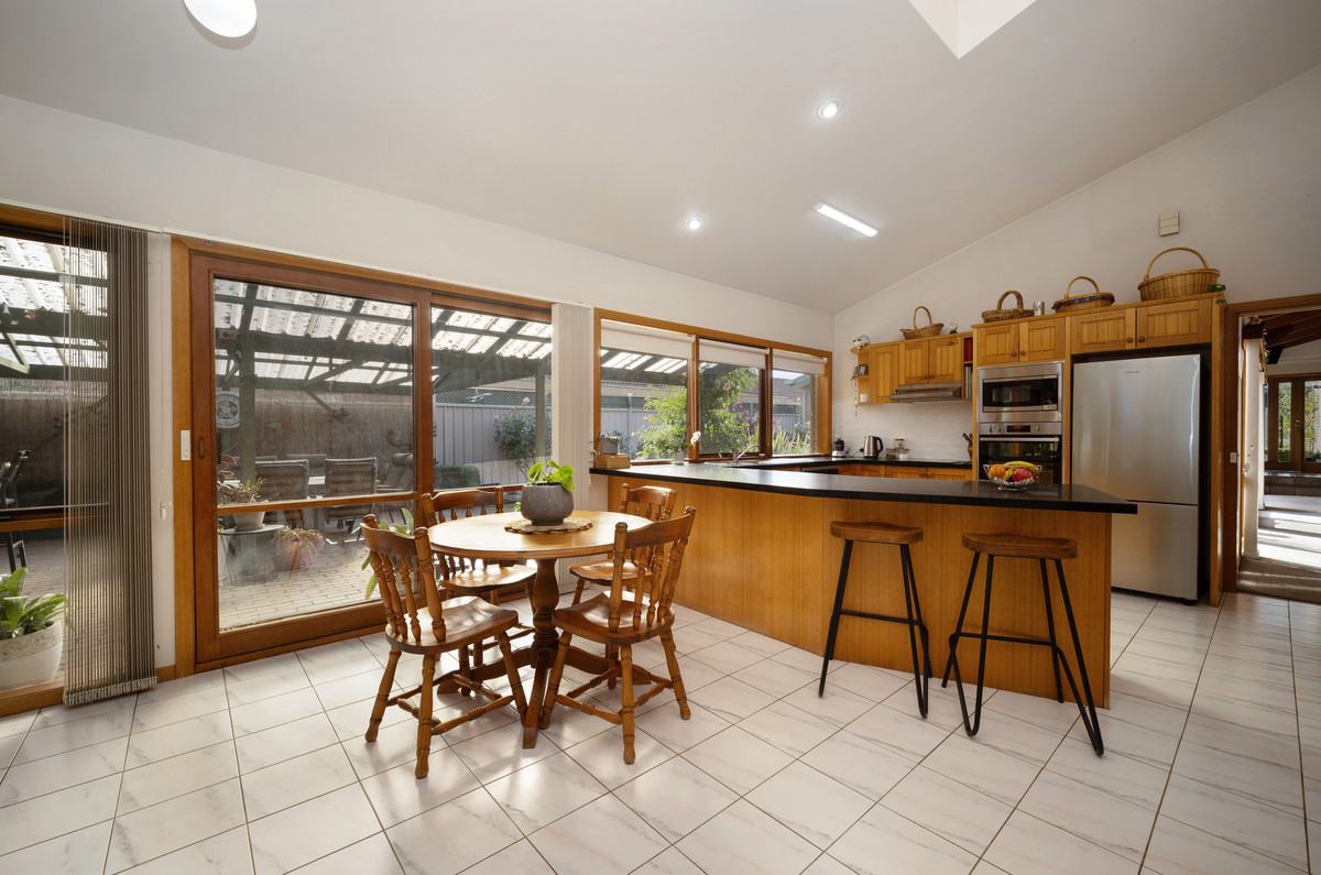 6 Moodie Avenue, Hamilton, Vic, 3300 - Image 7