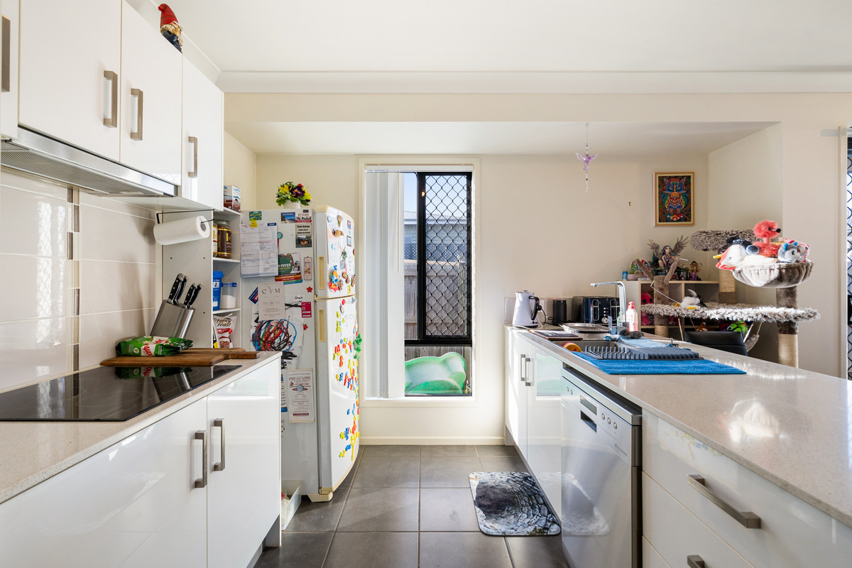 4-bedroom house at 33 Victoria Street, Clifton, QLD 4361, , Queensland