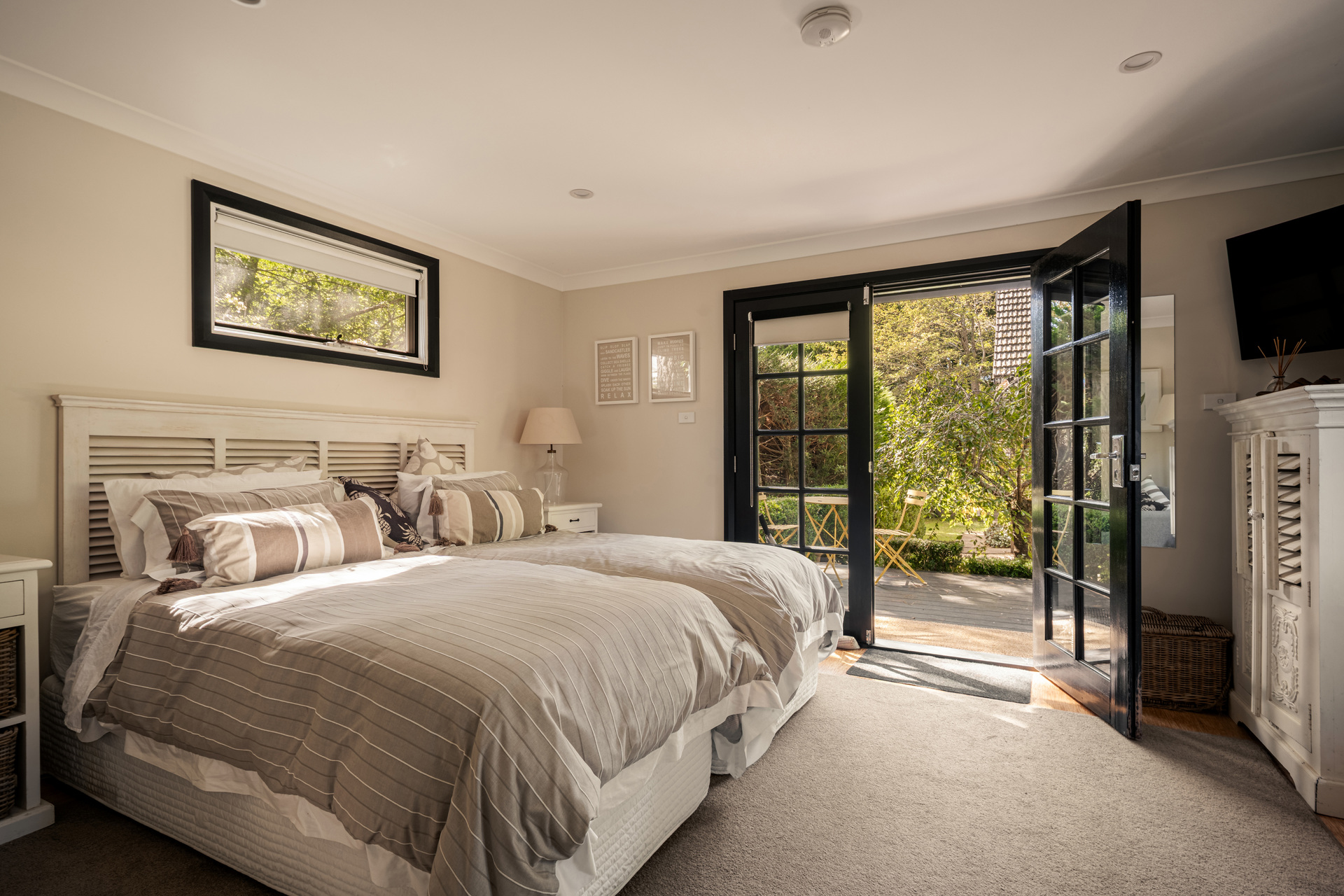 4-bedroom house at 25 LANGFORD ROAD, Wentworth Falls NSW 2782, Blue Mountains, New South Wales