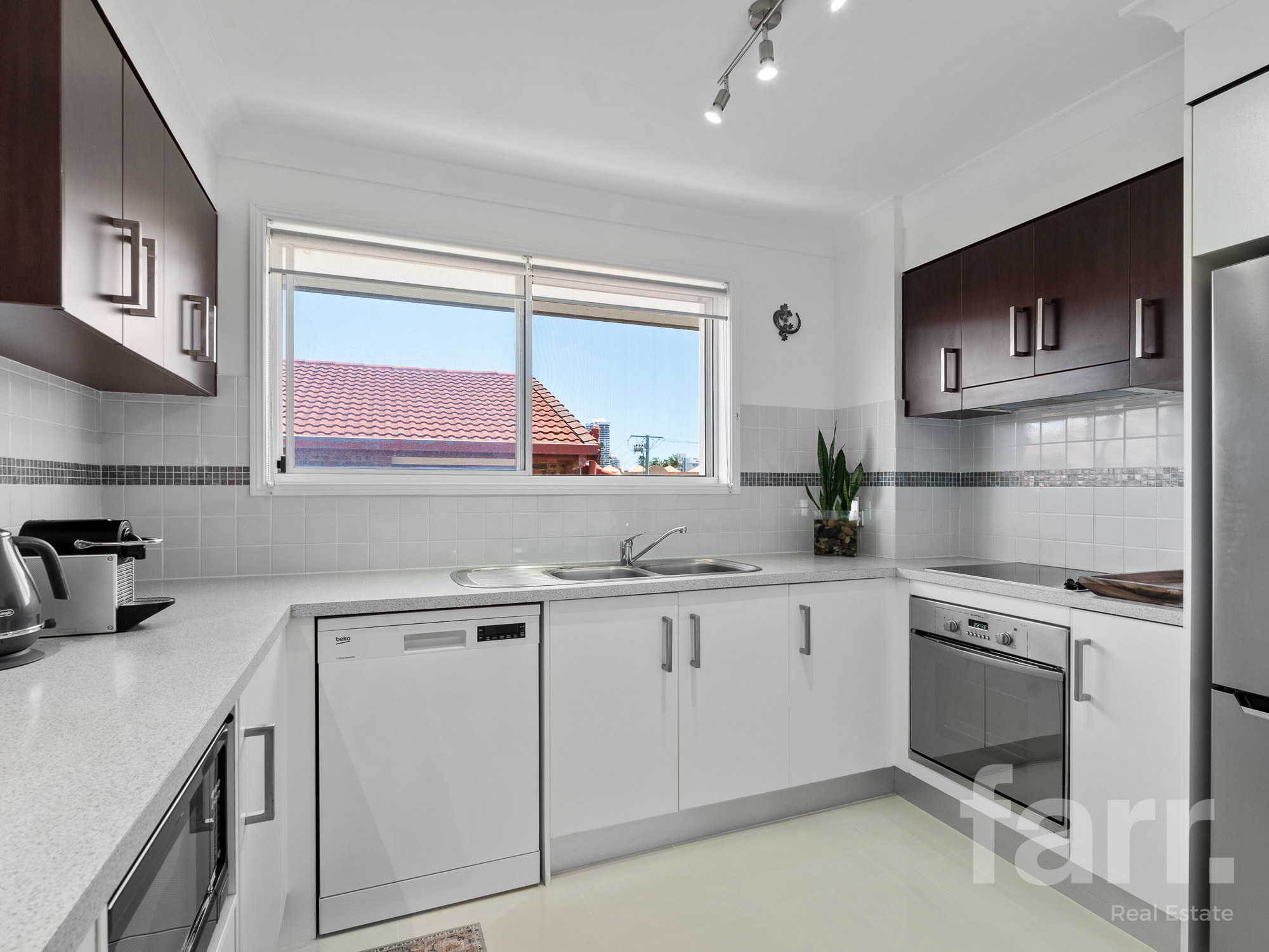 9/72 Brighton Street, Biggera Waters, QLD 4216 - Image 5