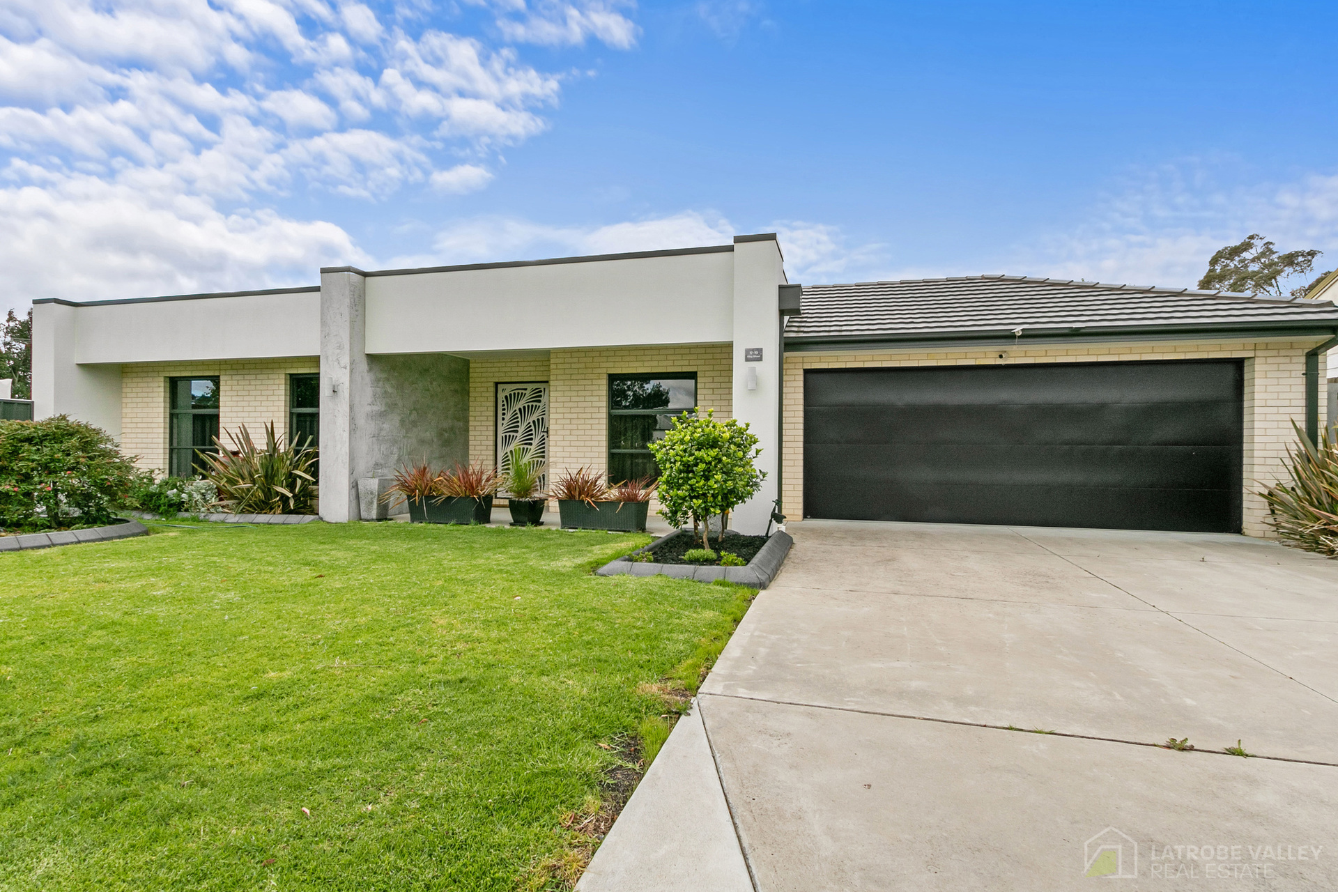 17-19 King Street, Rosedale, Vic, 3847 - Image 3