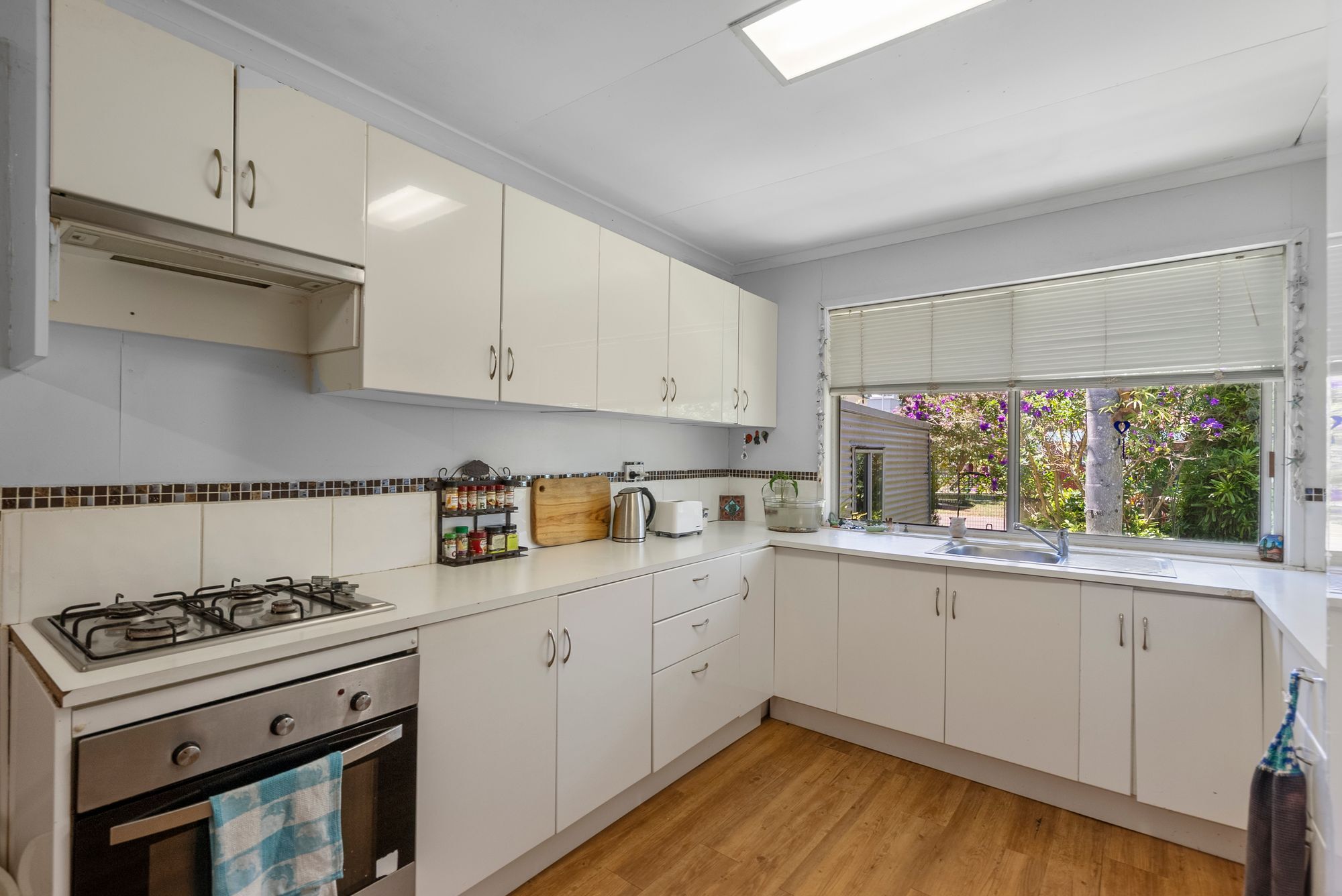 3 PAULA PARADE, Lamb Island QLD 4184 - Image 7