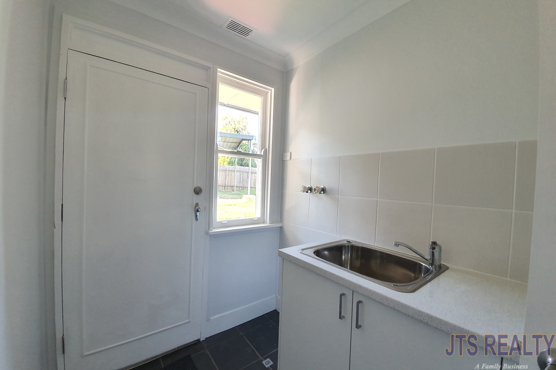 3-bedroom house at 3 Tarakan Avenue, Muswellbrook, NSW 2333, Muswellbrook, New South Wales