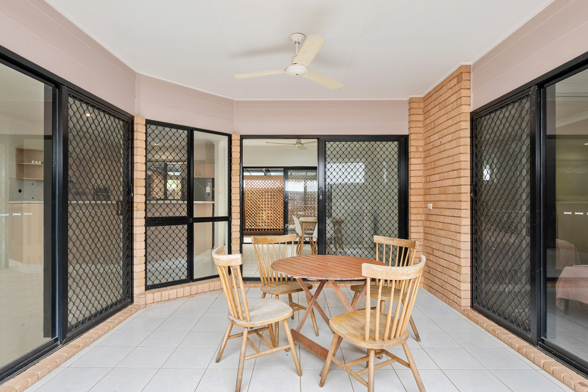 4 Treetop Drive, Mount Sheridan, QLD 4868 - Image 10