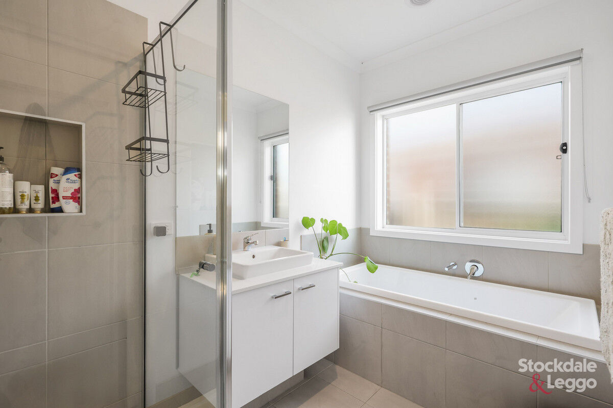 18 WALLABY GROVE, Cowes VIC 3922 - Image 4