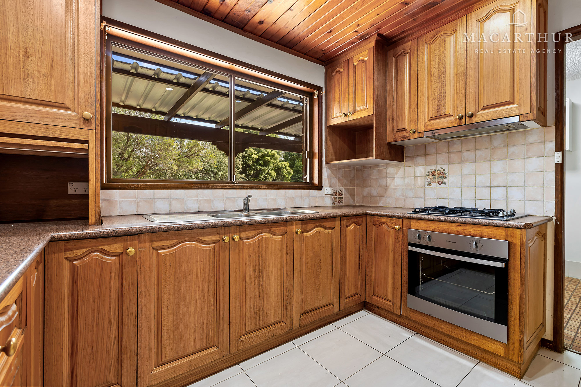 50 Balmoral Crescent, Lake Albert, NSW 2650 - Image 3