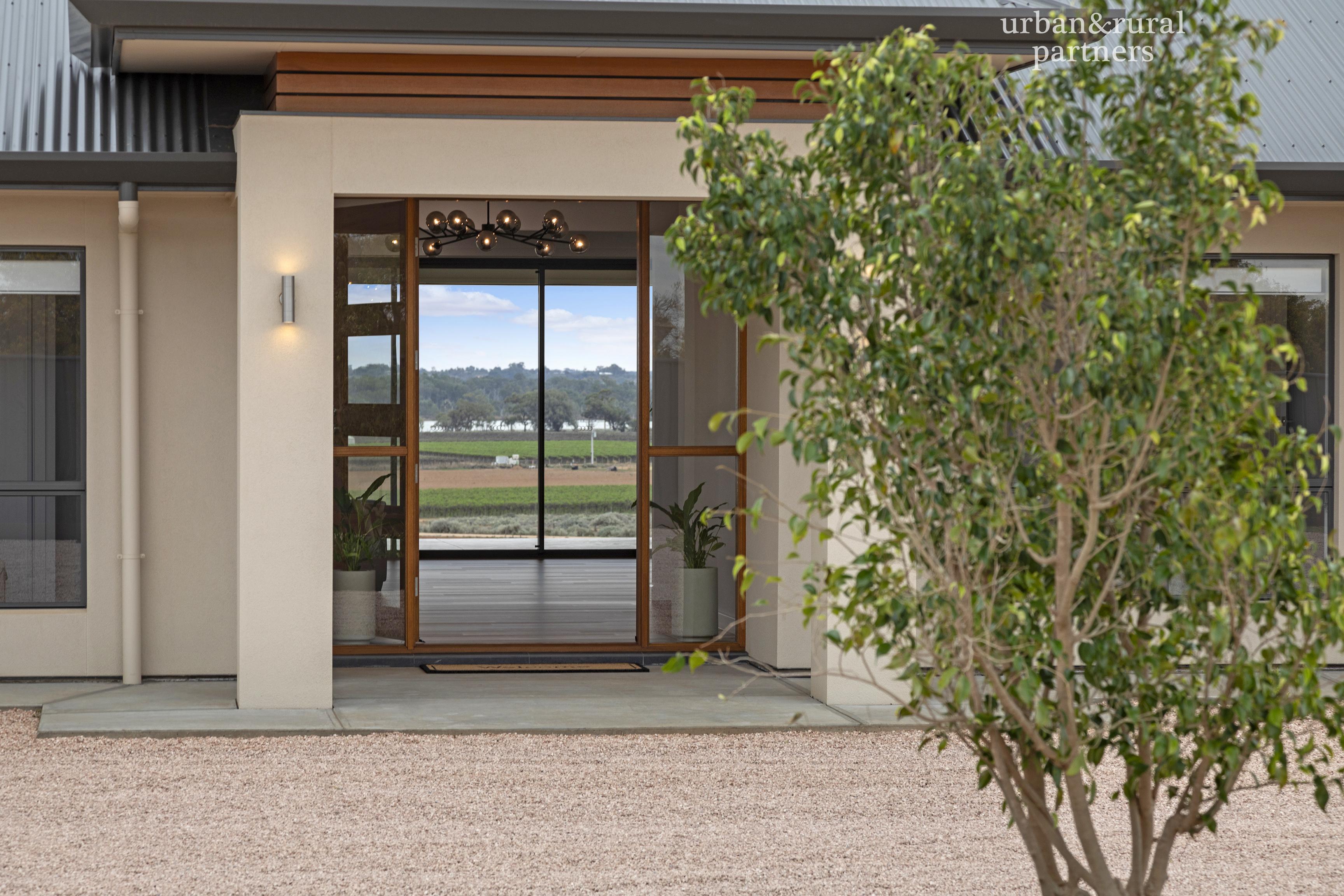 5-bedroom house at 123 Elephant Trunk Road, Cobdogla, SA 5346, Berri Barmera, South Australia