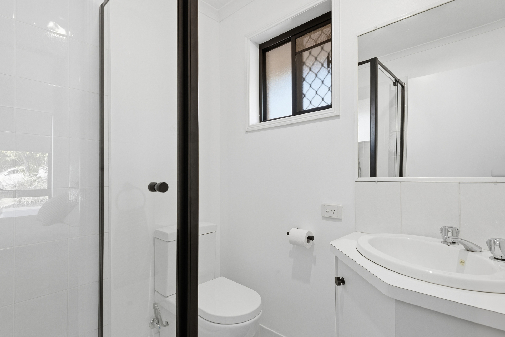 3-bedroom house at 5 Roper Place, Kallangur, QLD 4503, Moreton Bay, Queensland