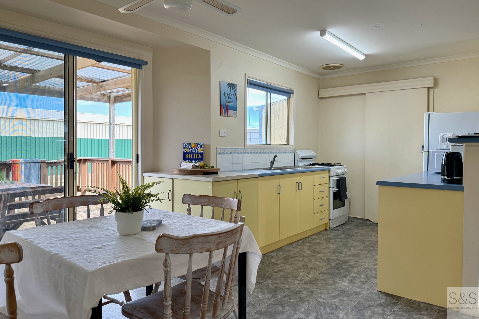5 VIEW STREET, Baudin Beach SA 5222 - Image 9