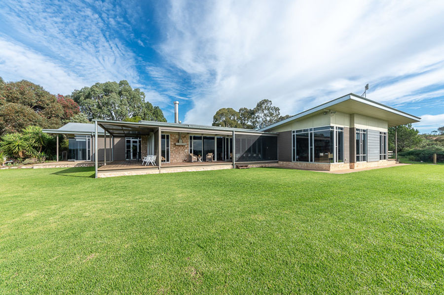 9-bedroom house at 1263 Jervois Road, Woods Point, SA 5253, Murray Bridge, South Australia
