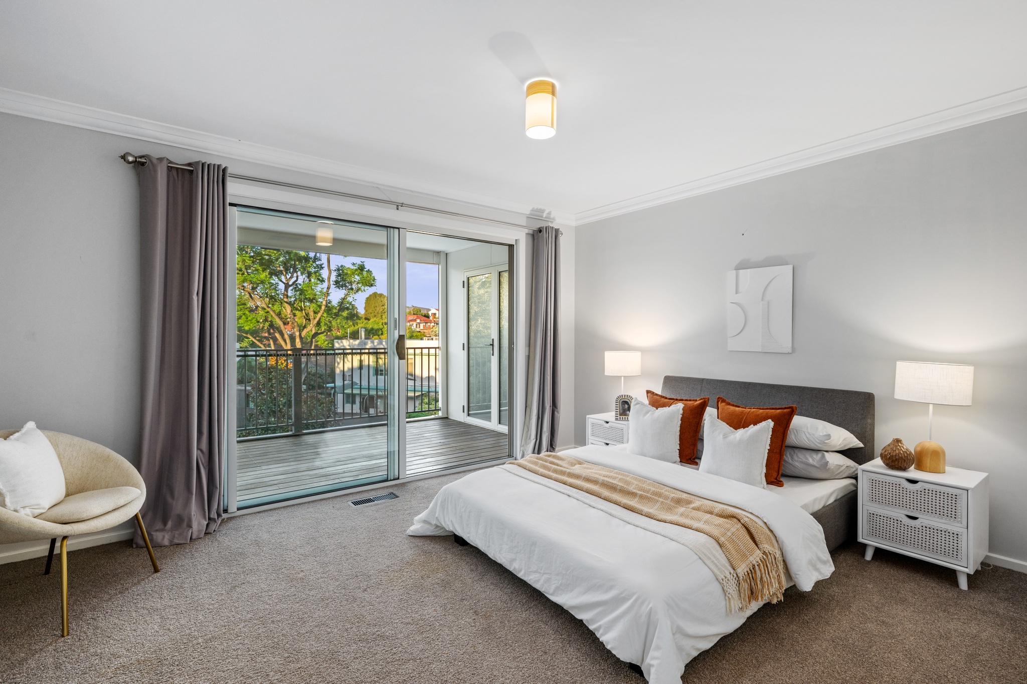 5-bedroom house at 696 FORREST HILL AVENUE, Albury NSW 2640, Albury, New South Wales