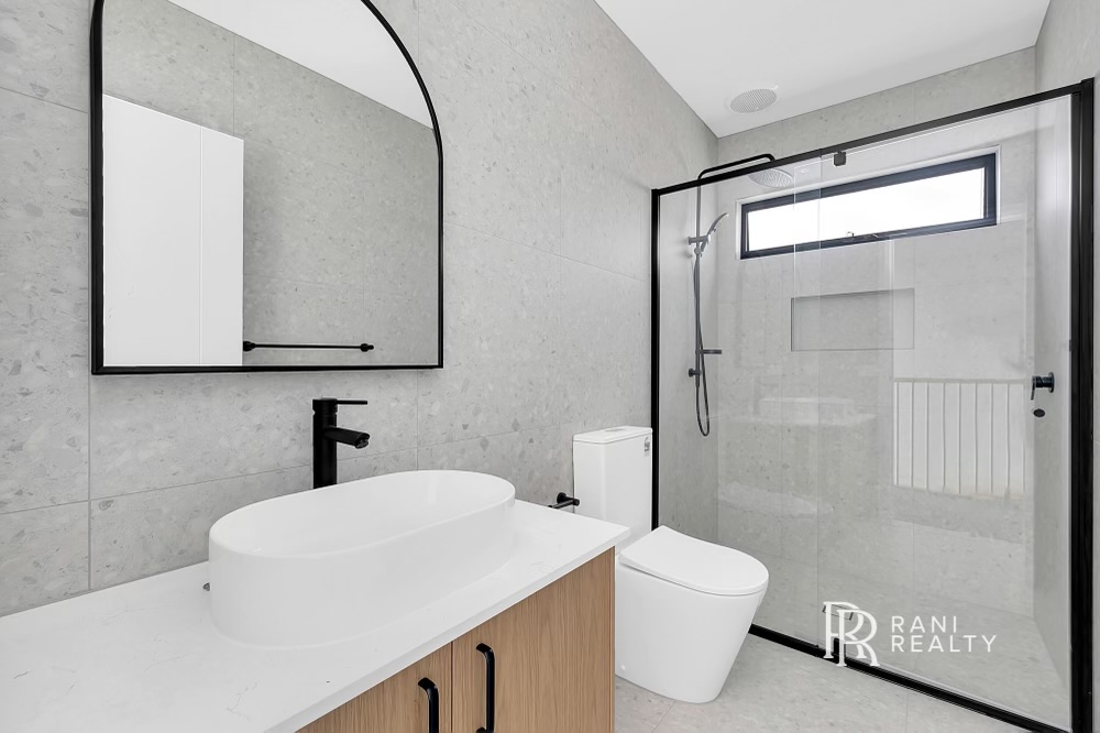 2/46 Sadie Street, Glenroy, Vic, 3046 - Image 2