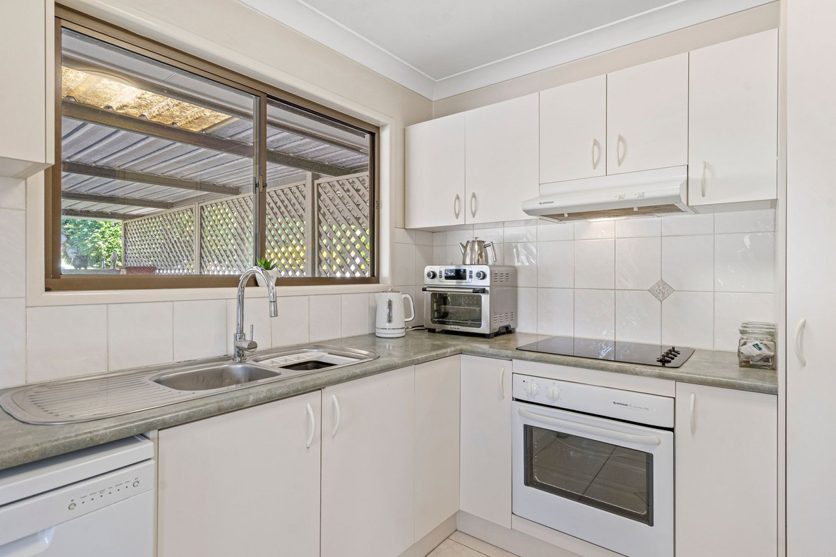 4 Gilford Crescent, Albany Creek, QLD 4035 - Image 3