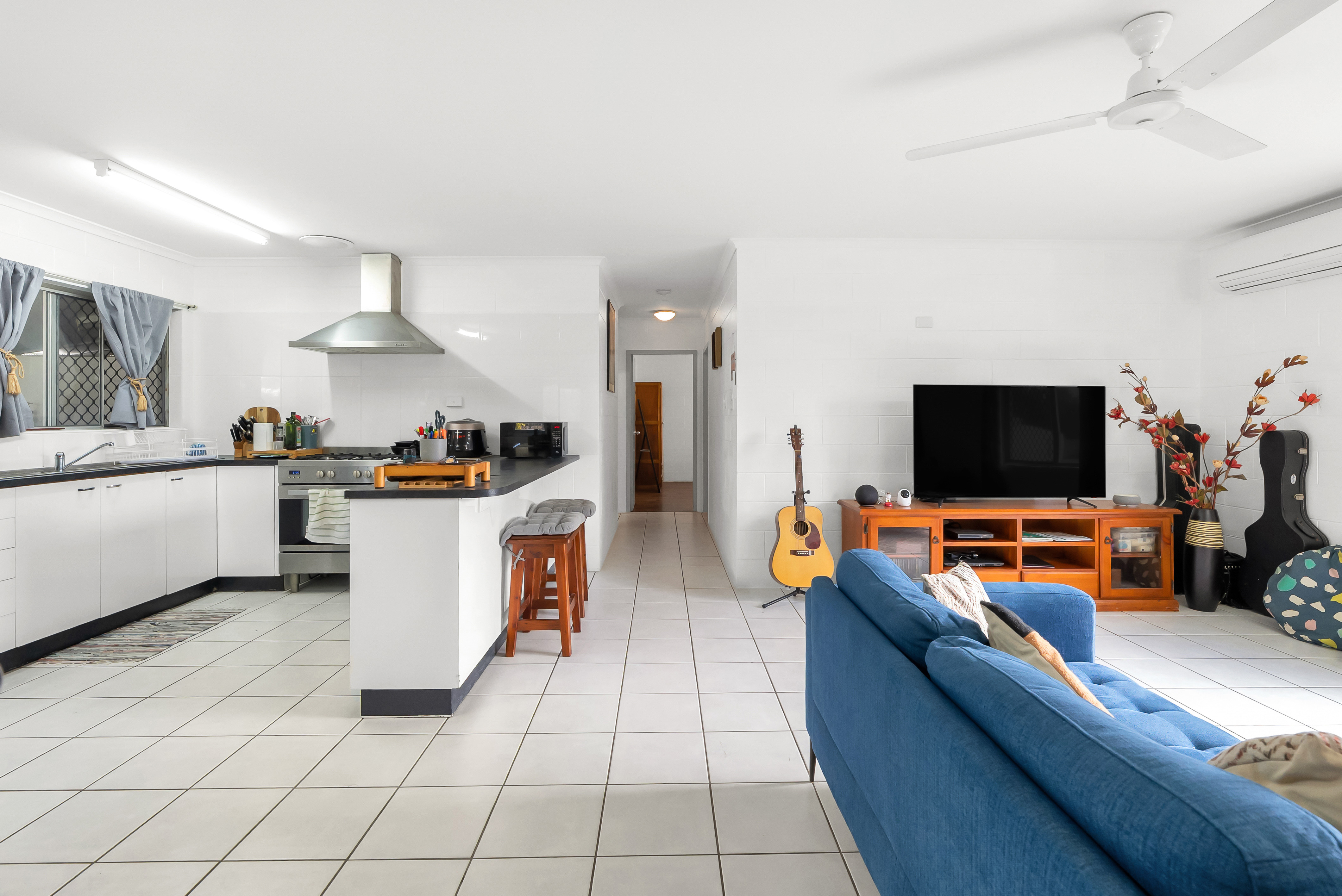 17 Armbrust Street, Manoora, QLD 4870 - Image 4