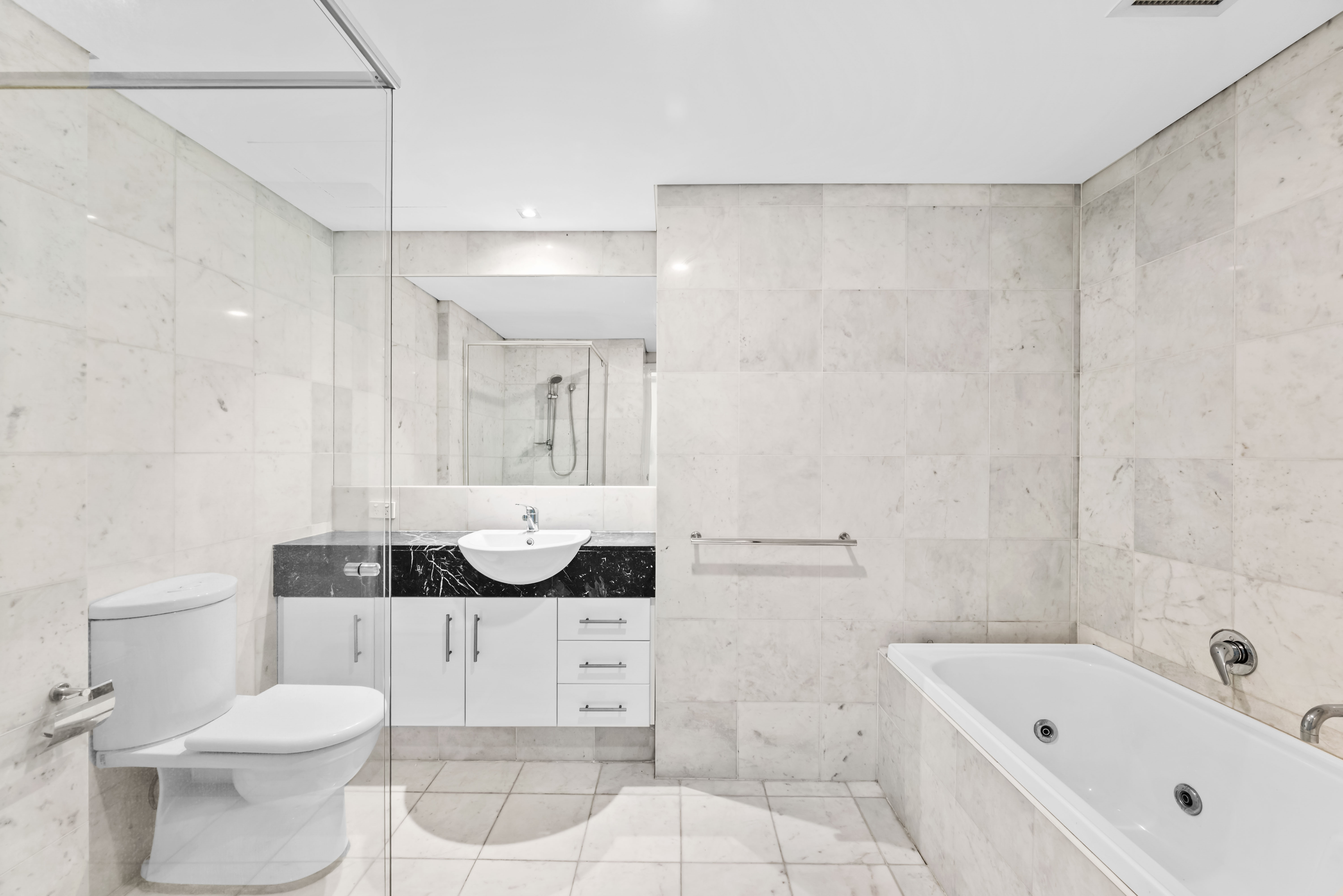 31/11 Bennett Street, East Perth, Wa, 6004 - Image 2