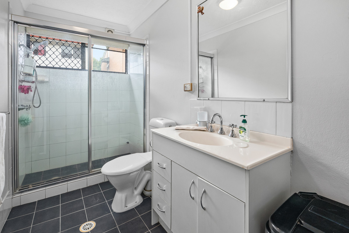1 12 ROWELL STREET, ZILLMERE QLD 4034 - Image 4