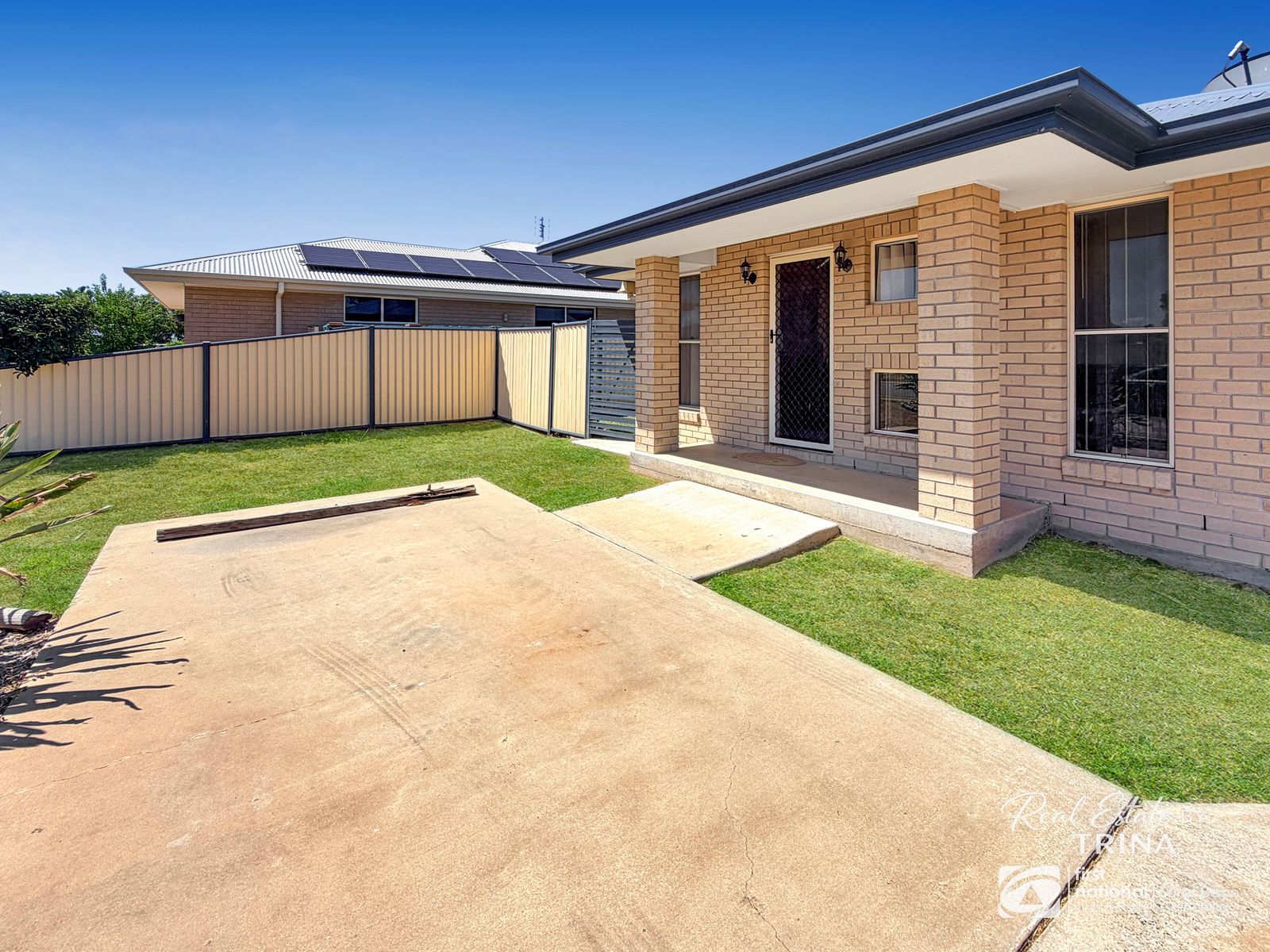 1/4 Sheridan Street, Chinchilla, QLD 4413 - Image 2
