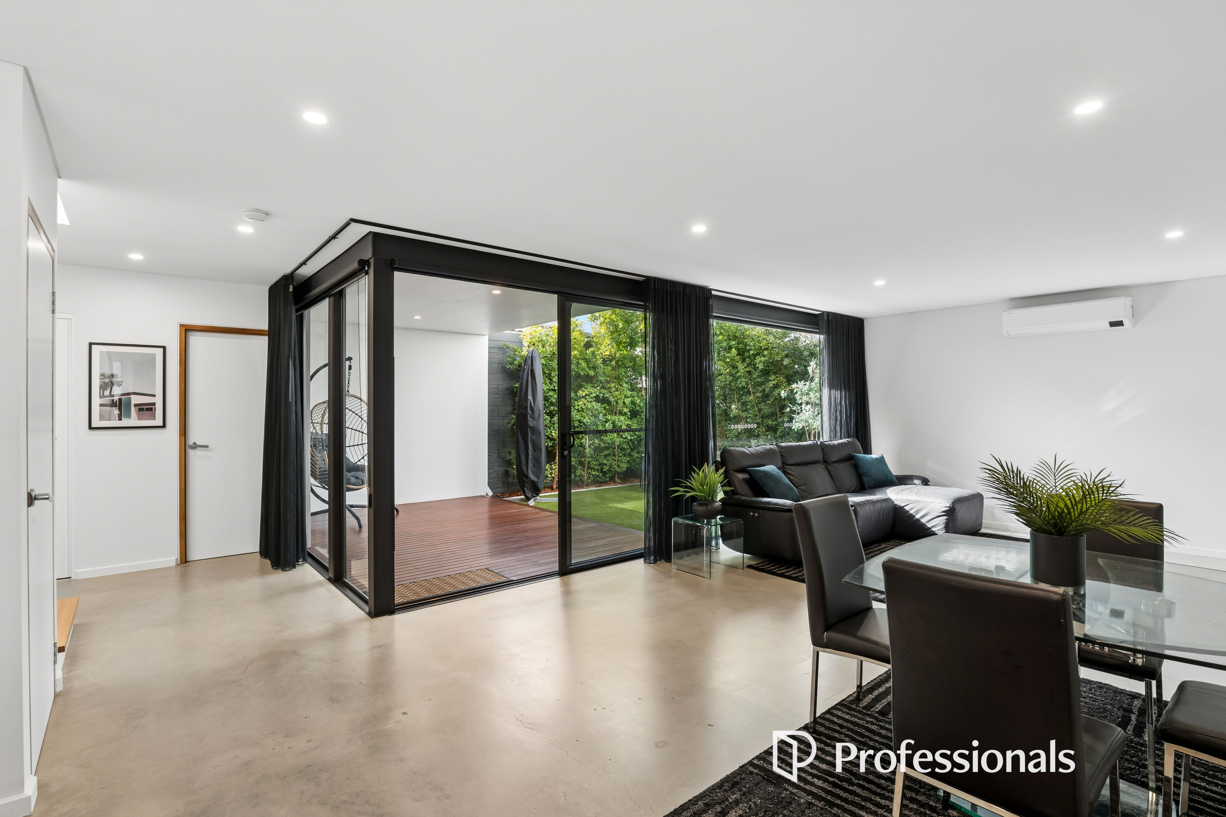1 Mabley Court, Greenwood WA 6024 - Image 7