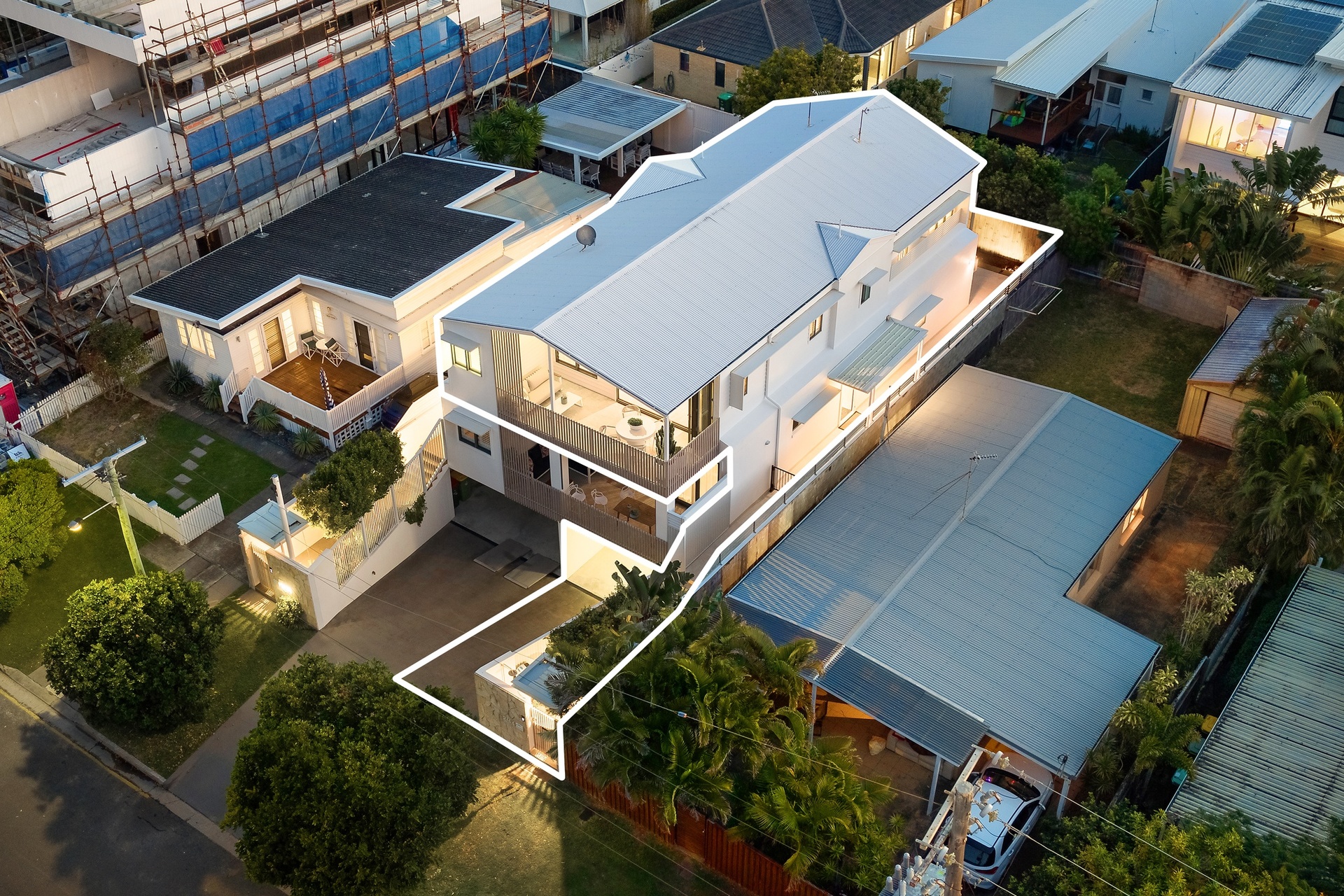 UNIT 2 44 SEAGULL AVENUE, Mermaid Beach QLD 4218 - Image 8