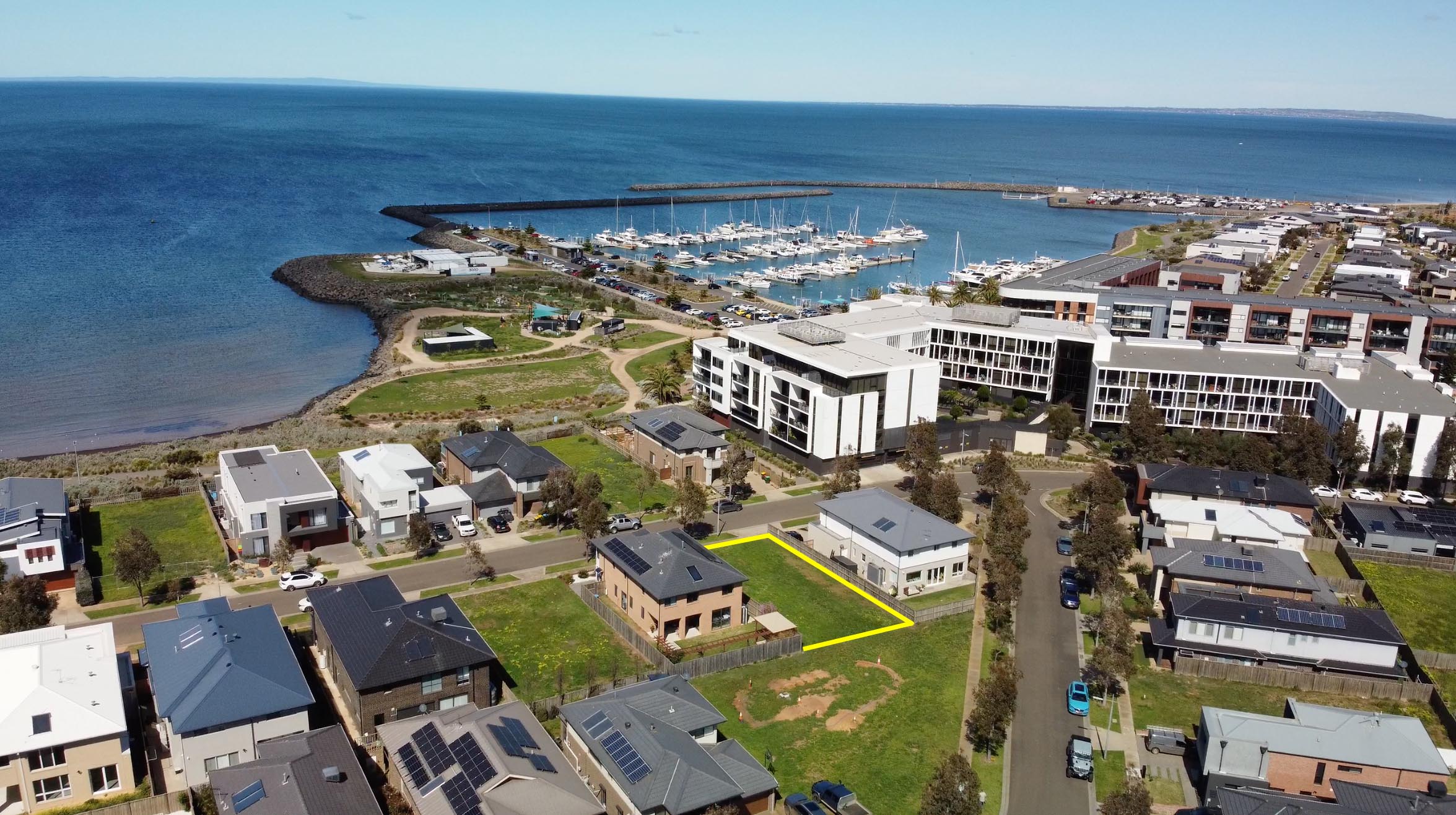 1-bedroom unit at 9 Starboard Way, Werribee South, VIC 3030, Wyndham, Victoria