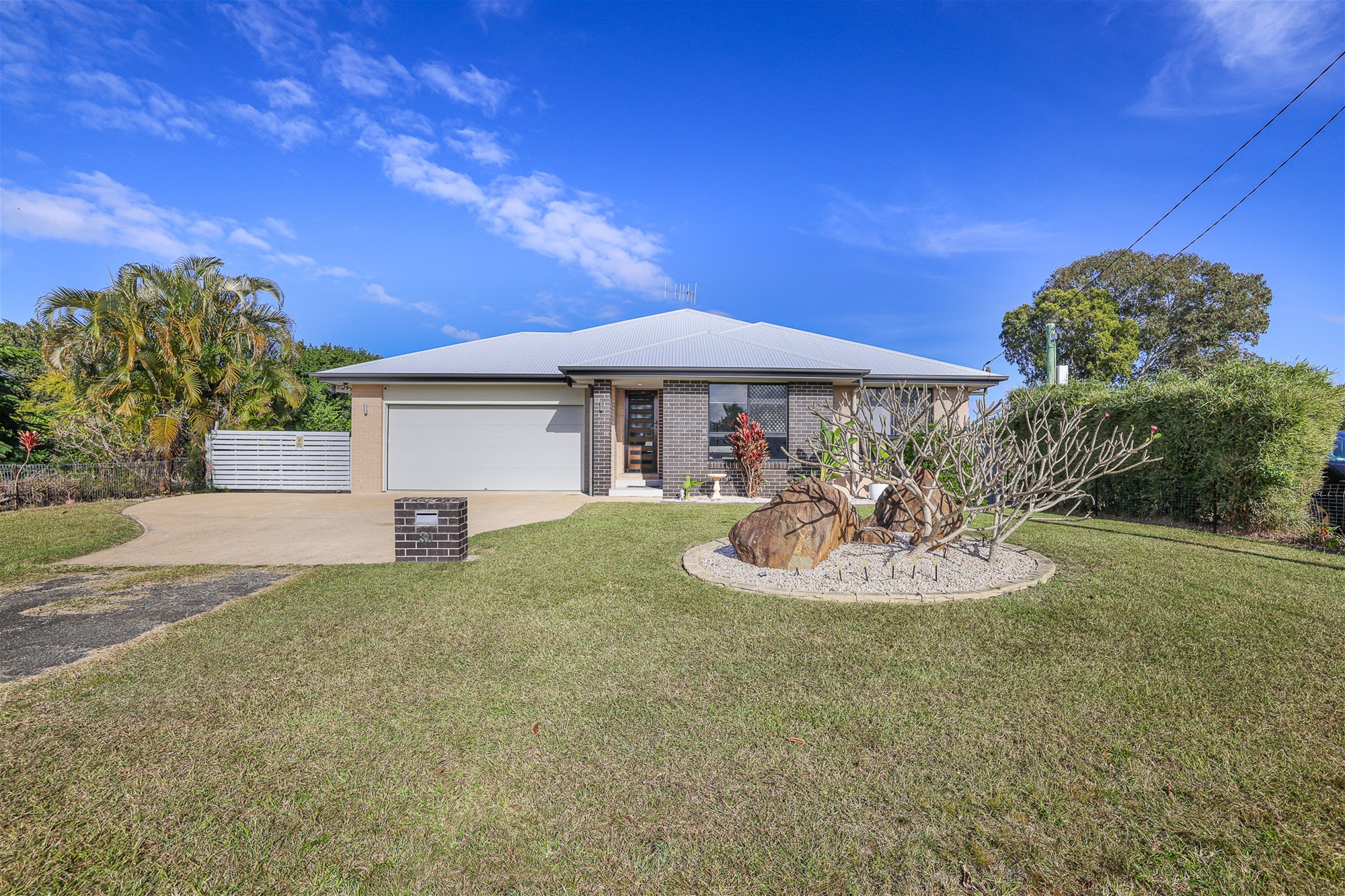 30 Doctor Street, Burnett Heads, QLD 4670 - Image 1