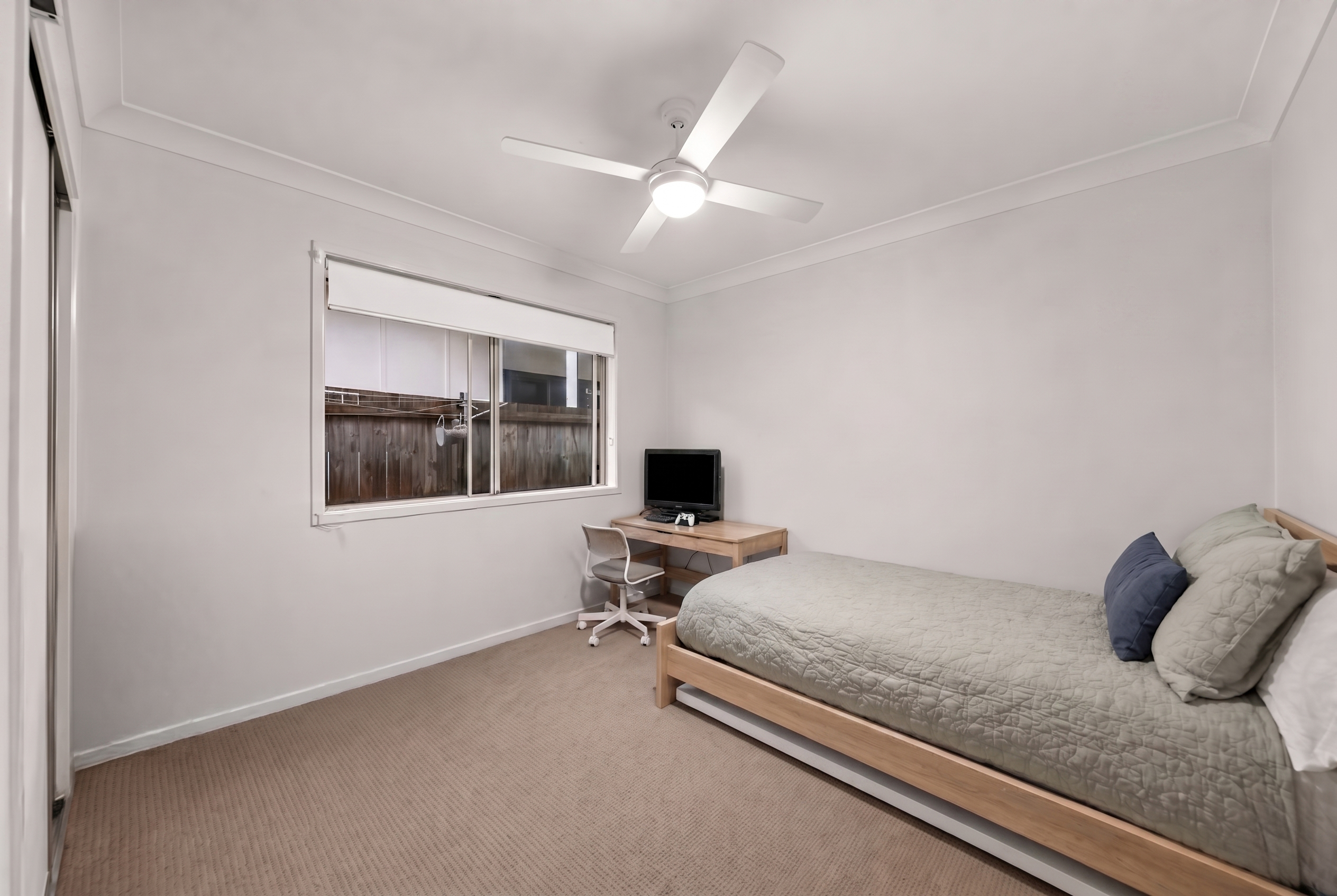 5-bedroom unit at 14 Southwood Circuit, Yarrabilba, QLD 4207, Logan, Queensland