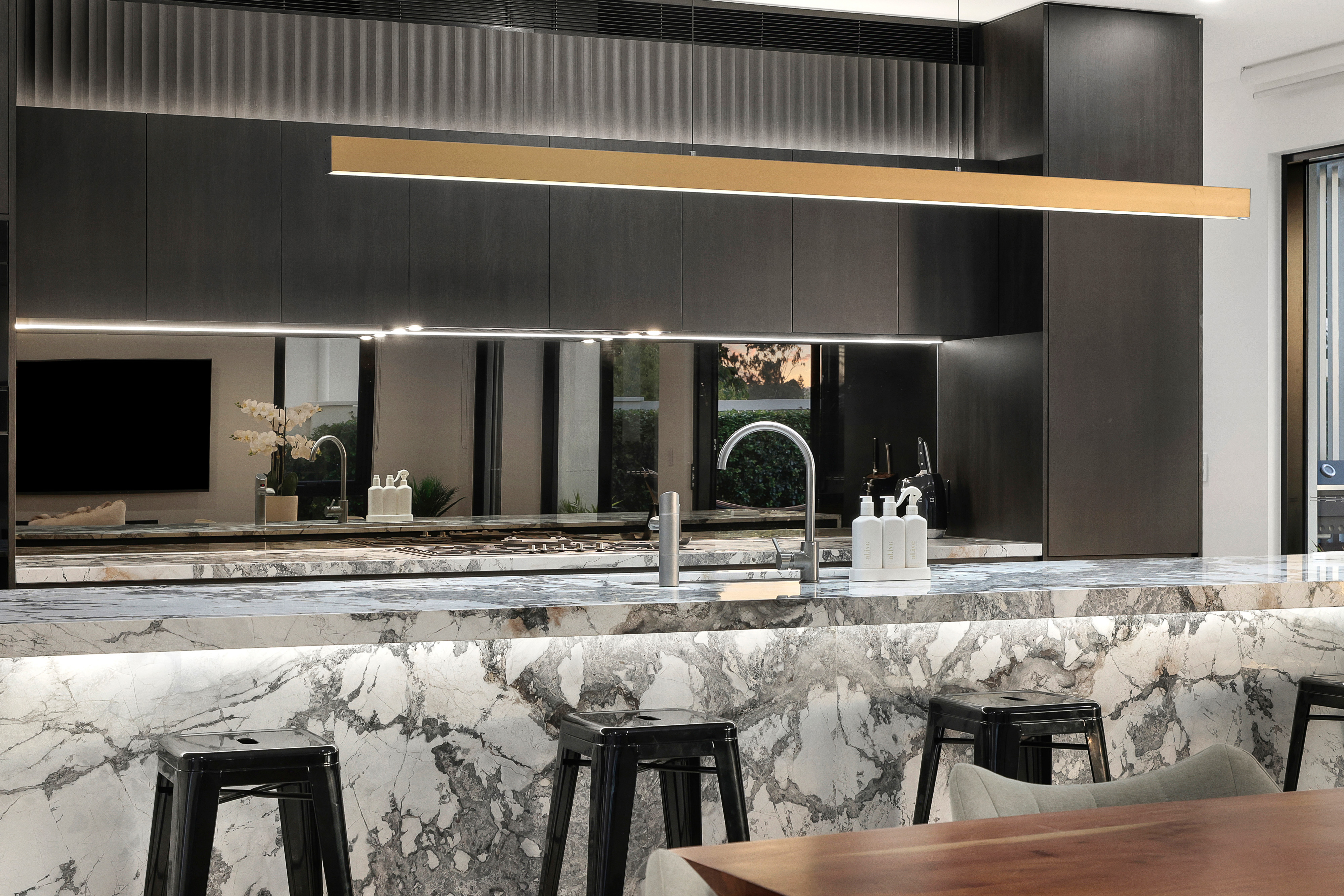 25 The Boulevarde, Benowa, Qld, 4217 - Image 8