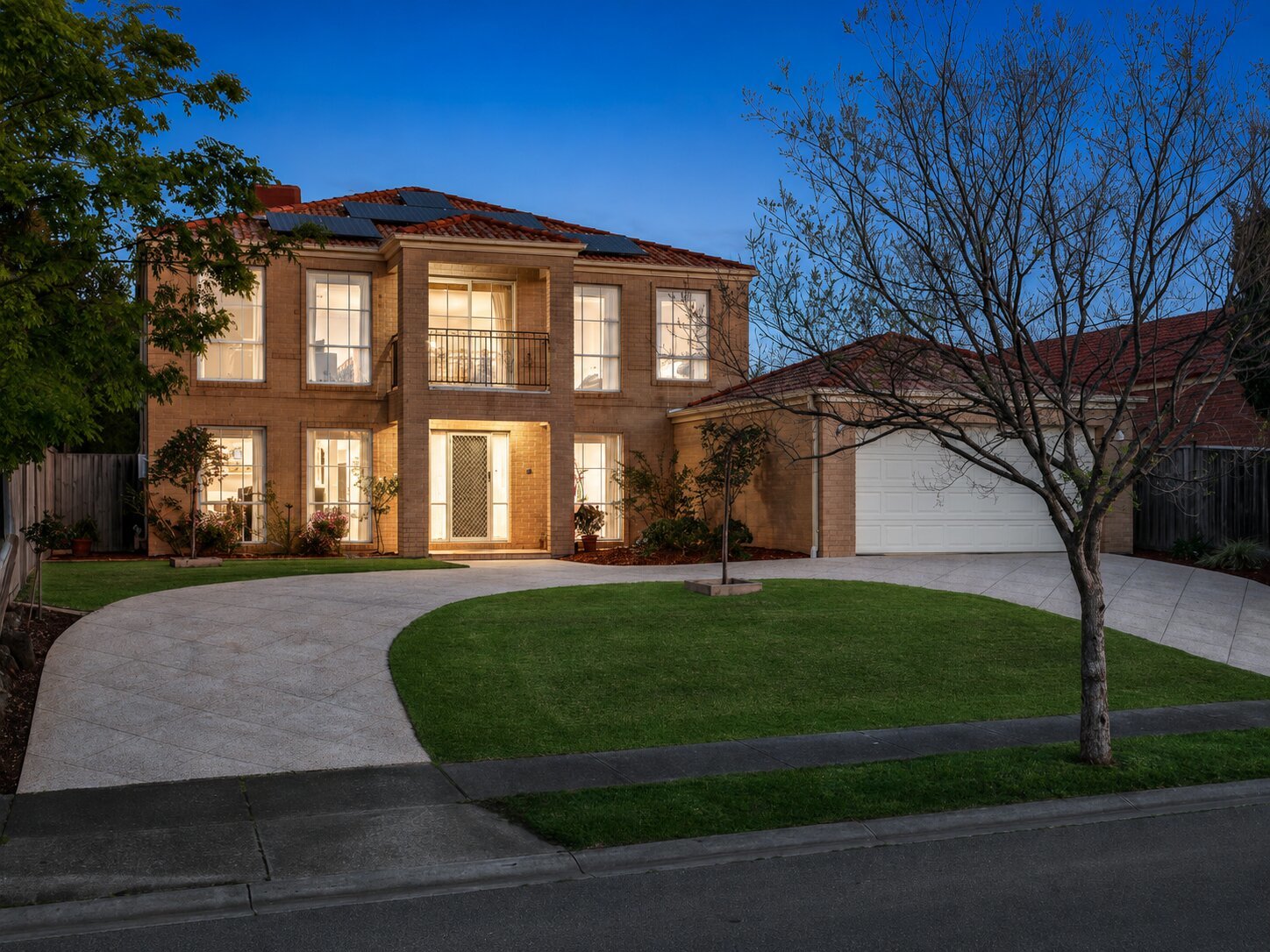 8 VIEW PARK CIRCUIT, Narre Warren South VIC 3805 - Image 1