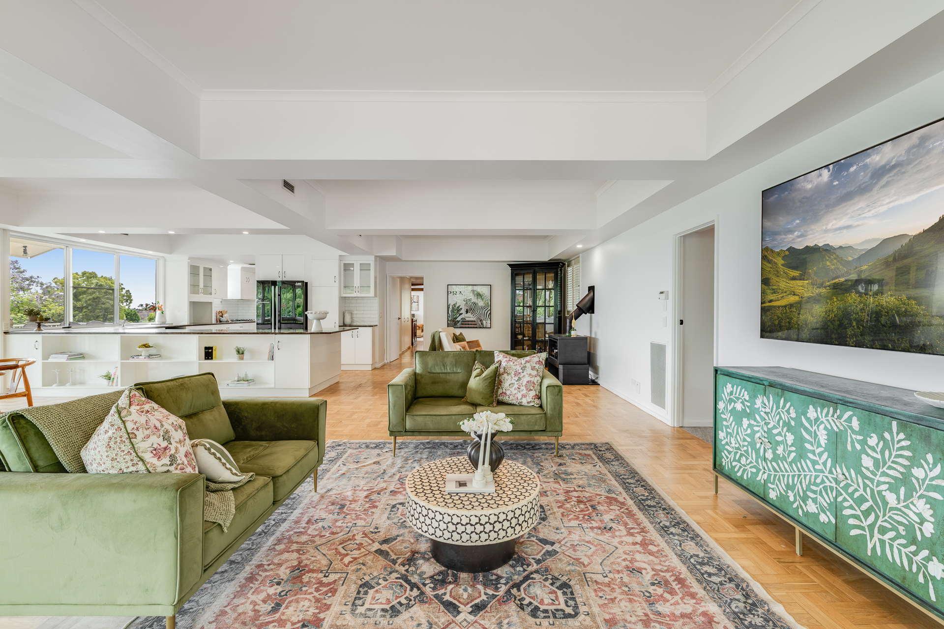 7-bedroom house at 7 Curzon Street, Mount Lofty, QLD 4350, , Queensland