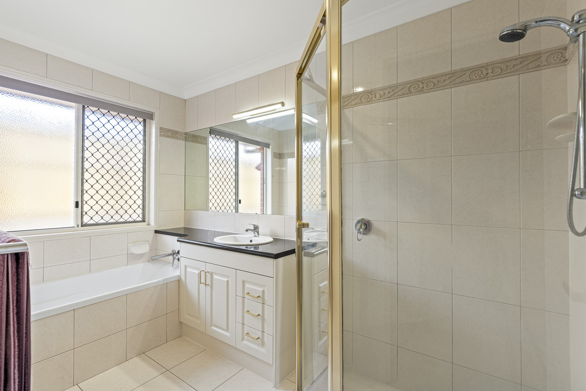 5-bedroom house at 28 Trevean Drive, Kleinton, QLD 4352, Toowoomba, Queensland