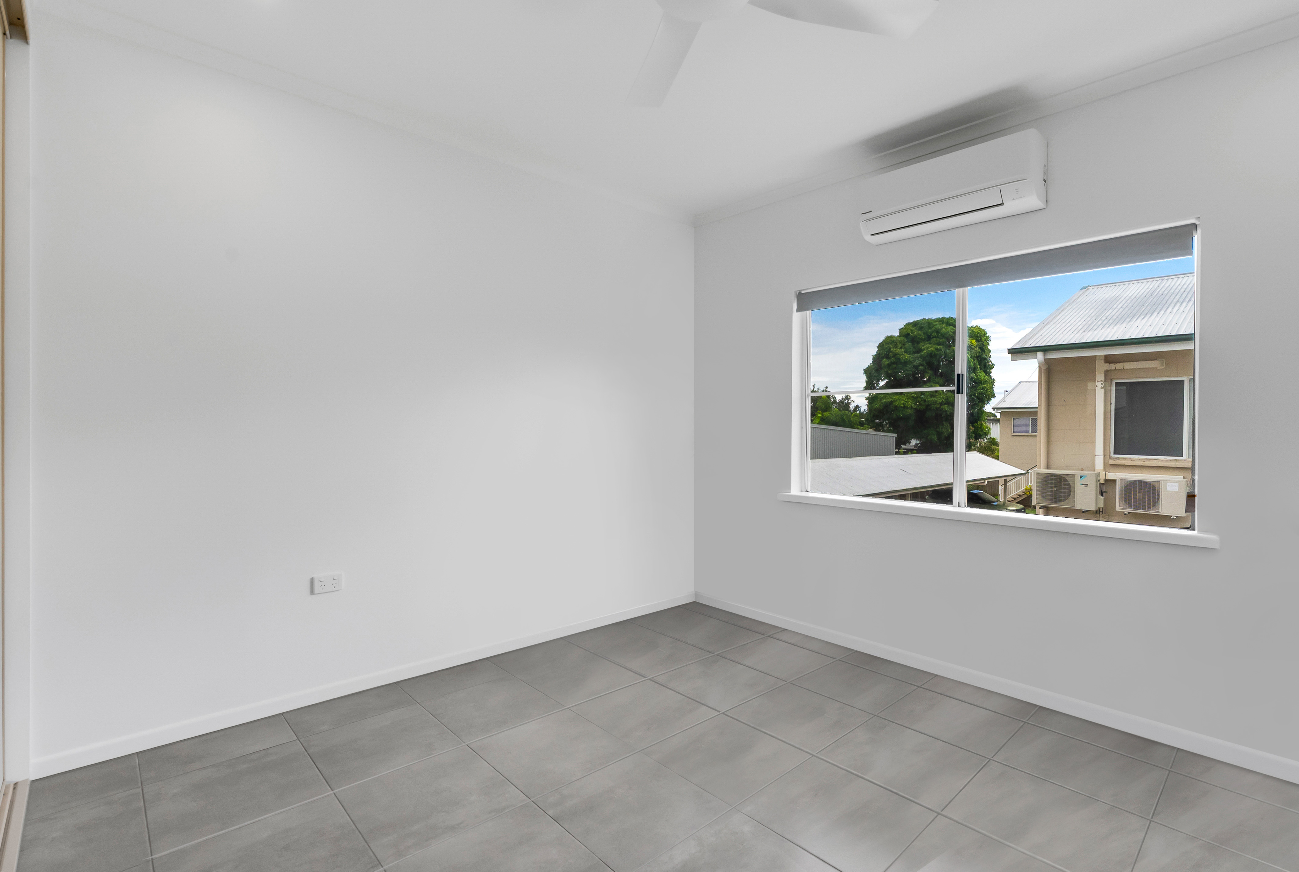 4/18-20 Rose Street, Westcourt, QLD 4870 - Image 8