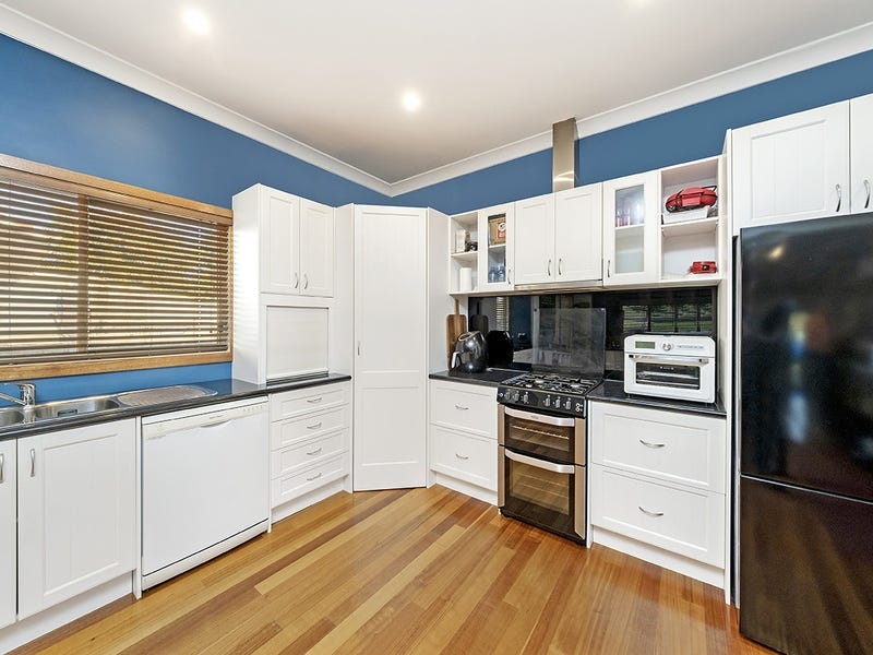 17 Lyndoch Avenue, Warrnambool, VIC 3280 - Image 7