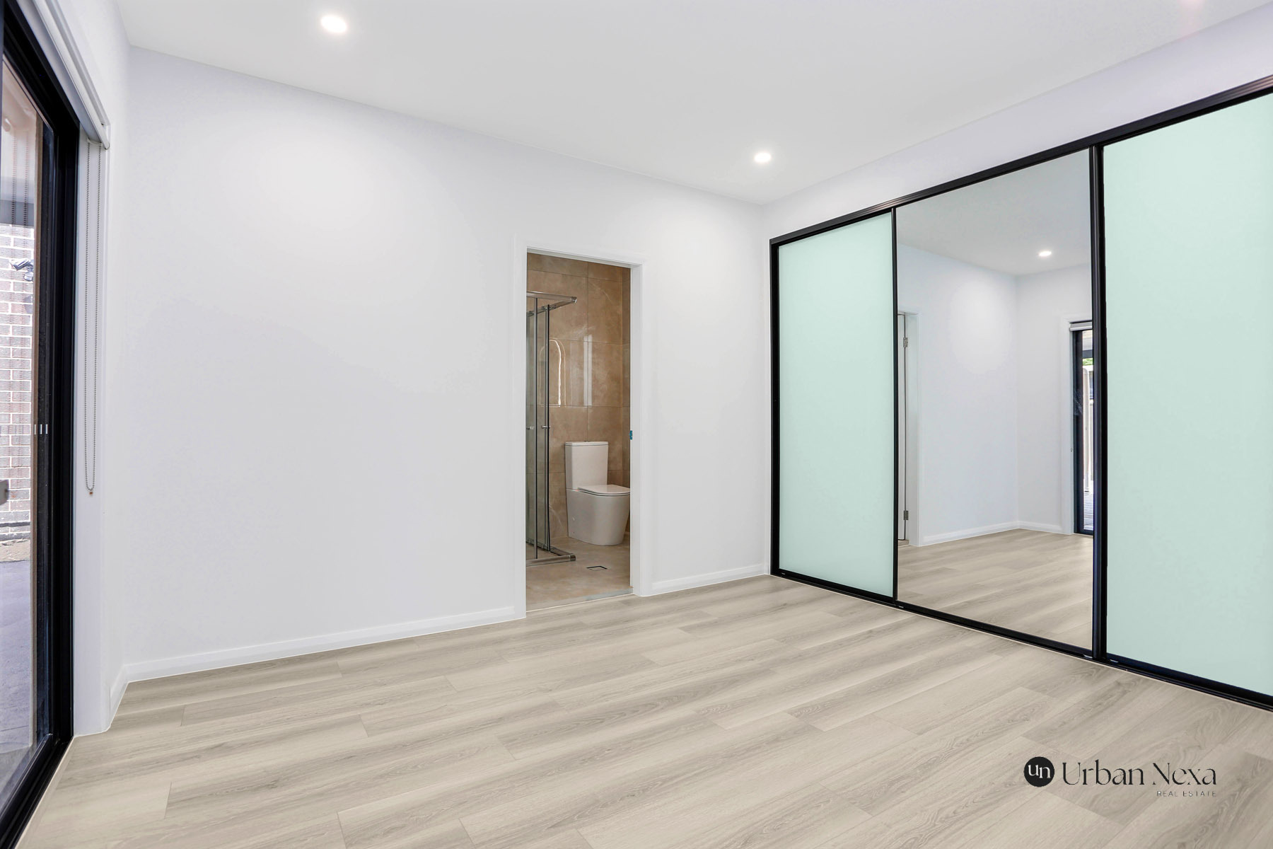 31 Pineleigh Road, Lalor Park, NSW 2147 - Image 6