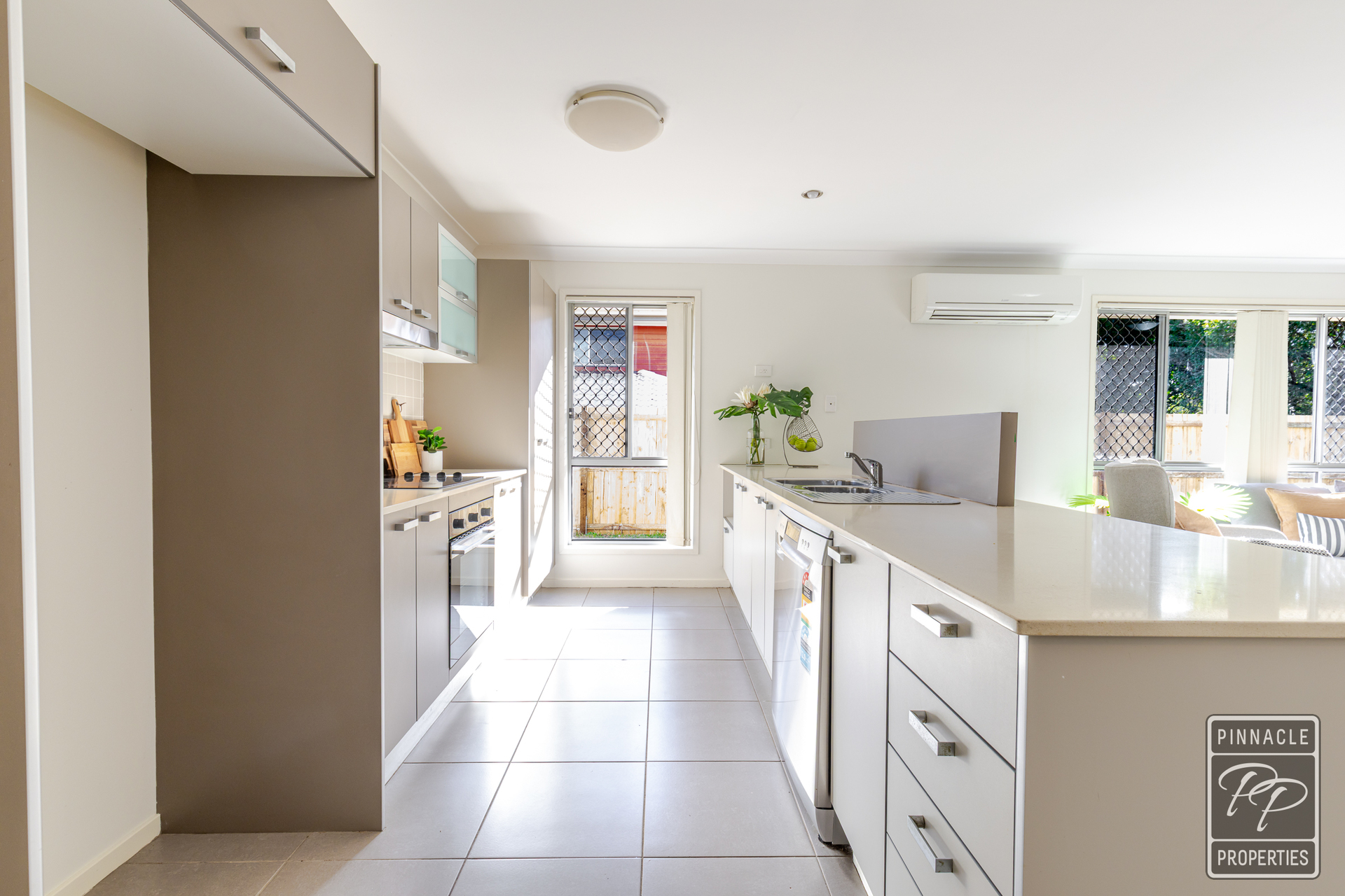 16 Shaw Place, Redland Bay, Qld, 4165 - Image 9