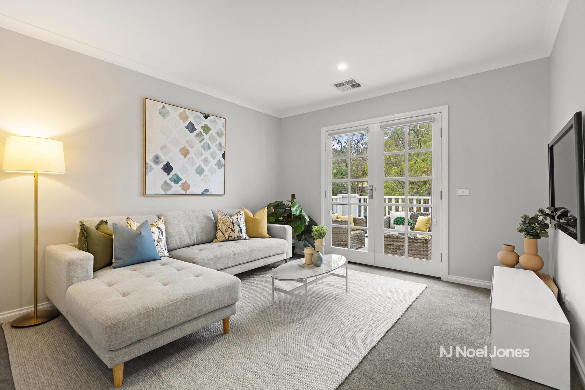 10 DALMOR AVENUE, Mitcham VIC 3132 - Image 3