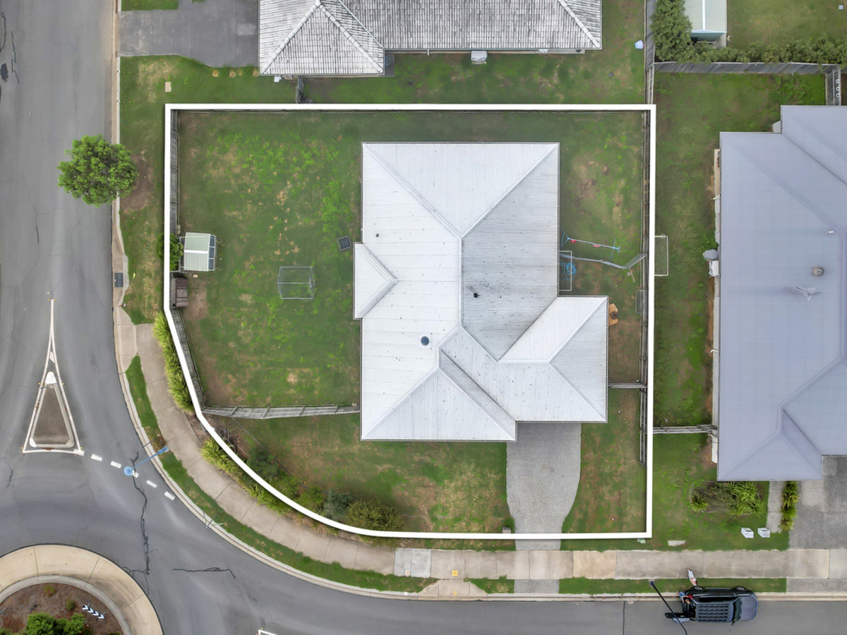 4-bedroom house at 2 Reaside Road, Walloon, QLD 4306, , Queensland