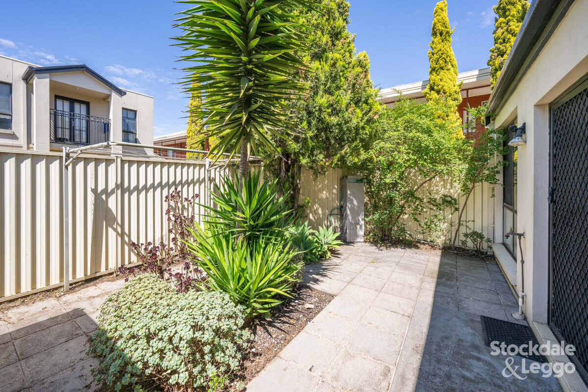 3-bedroom unit at 2/218 Fryers Street, Shepparton, VIC 3630, Greater Shepparton, Victoria