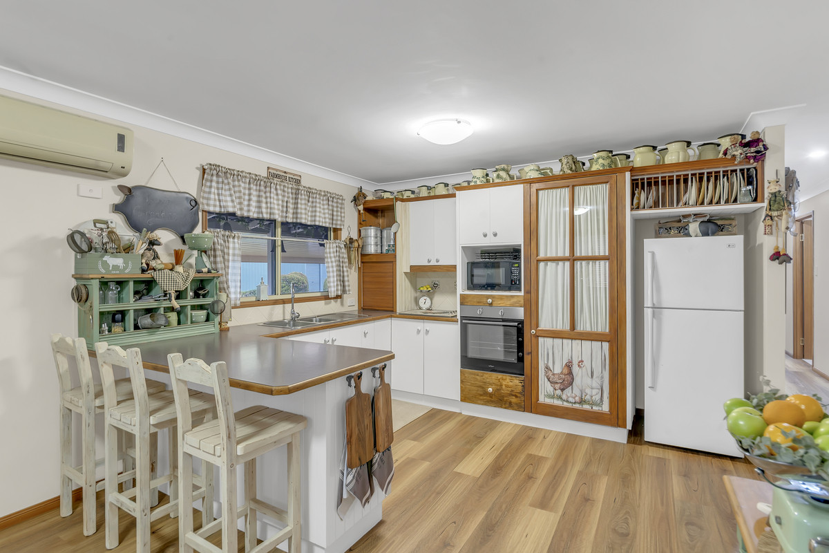 320 Warfields Road, Allora, Qld, 4362 - Image 2
