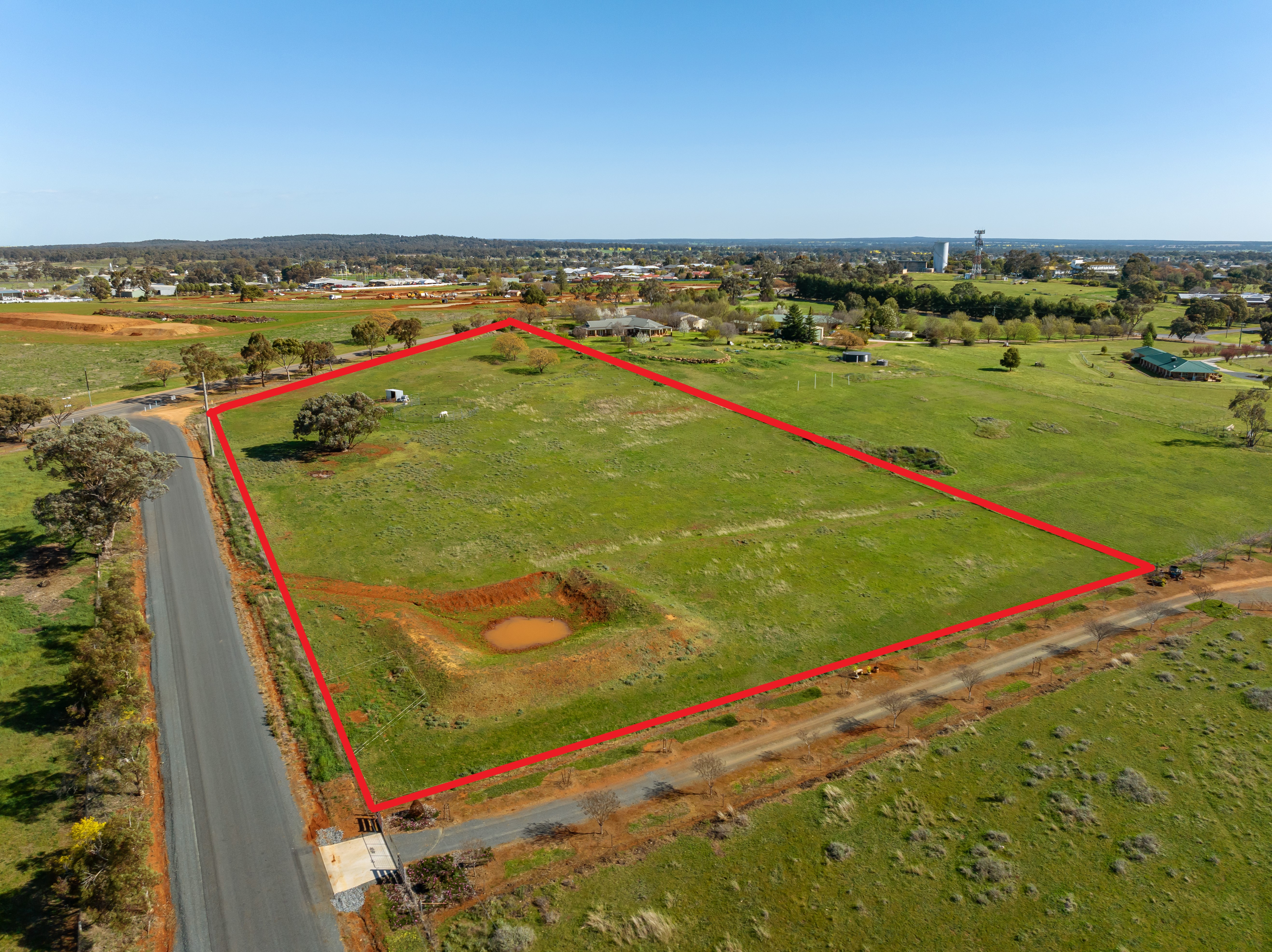1 Wattle Street, Temora, NSW 2666 - Image 1