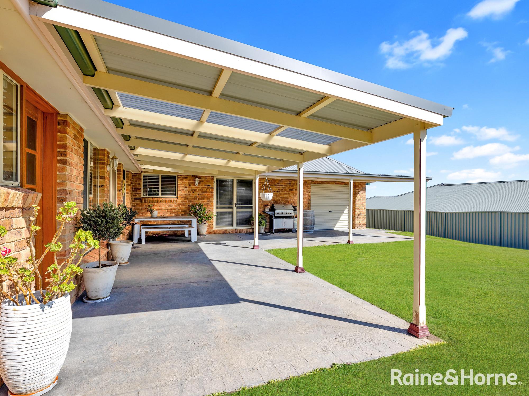 4-bedroom house at 17 Cypress Crescent, Kelso, NSW 2795, Bathurst, New South Wales