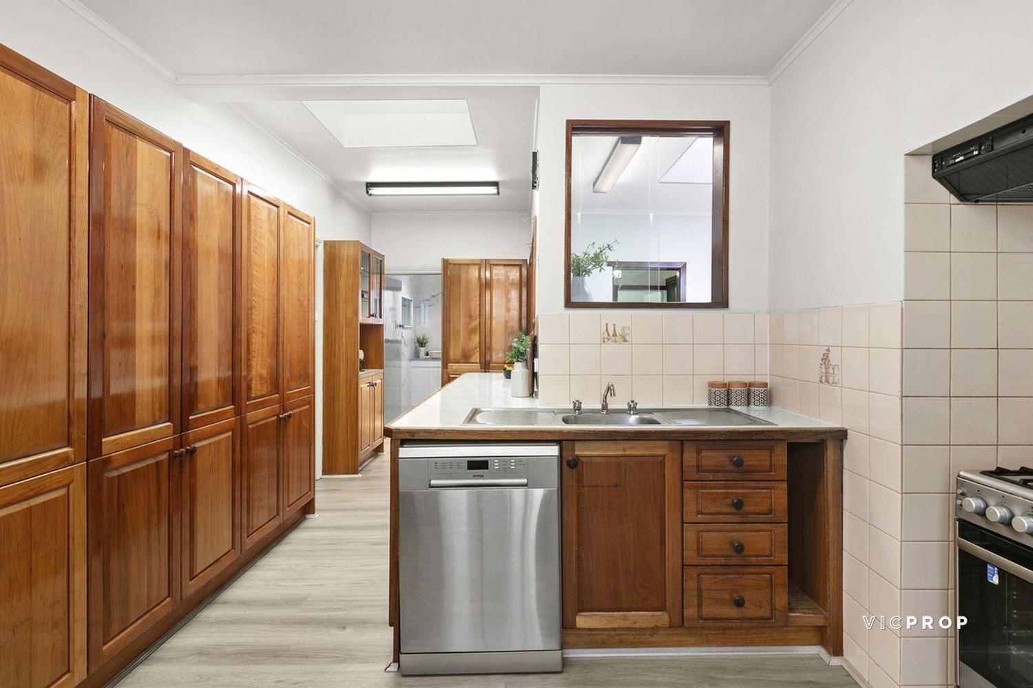 6-bedroom house at 39 Munro Street, Hawthorn East, VIC 3123, Boroondara, Victoria