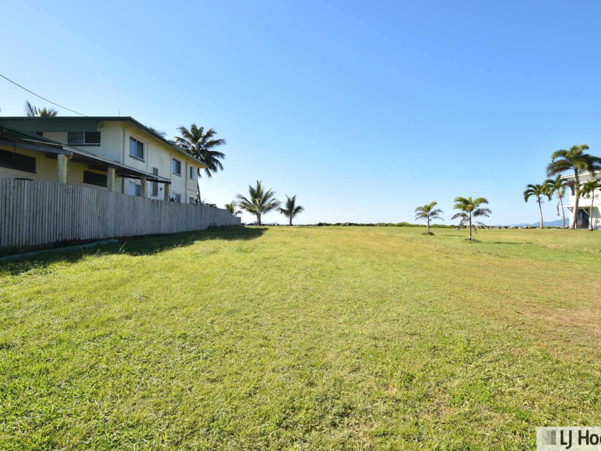 10 Taylor Street, Tully Heads, Qld, 4854 - Image 1